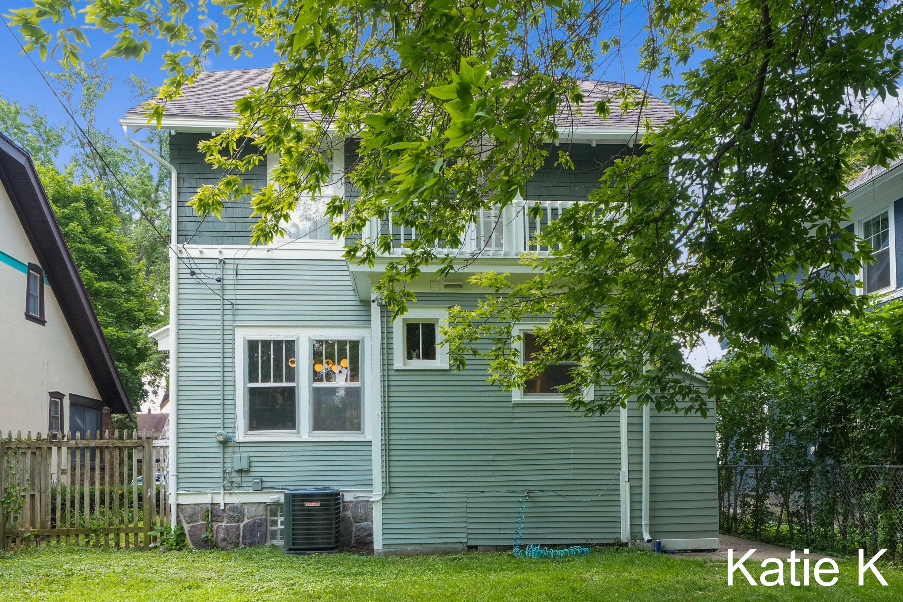 1329 Dunham Street SE