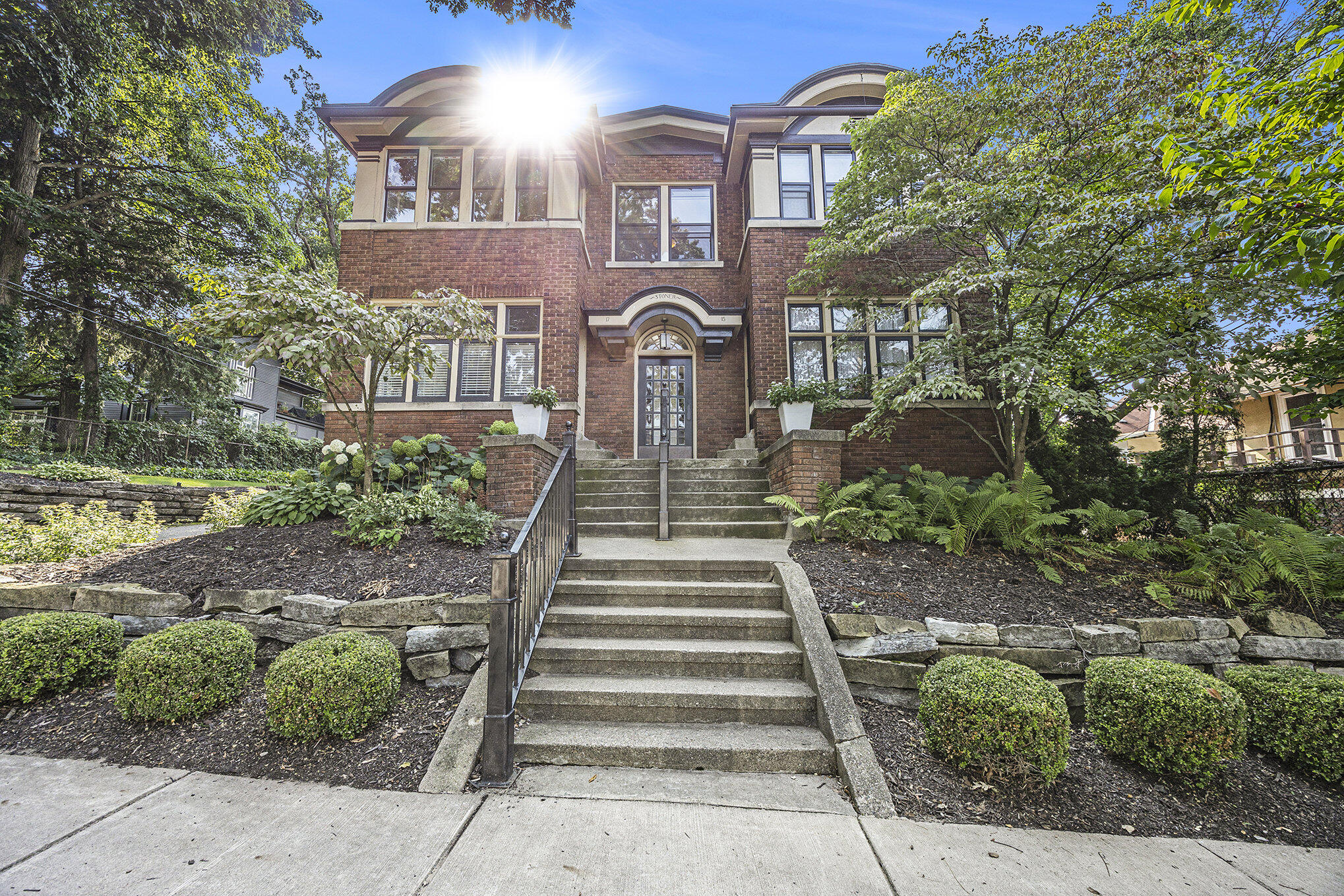 17 Union Avenue SE, B