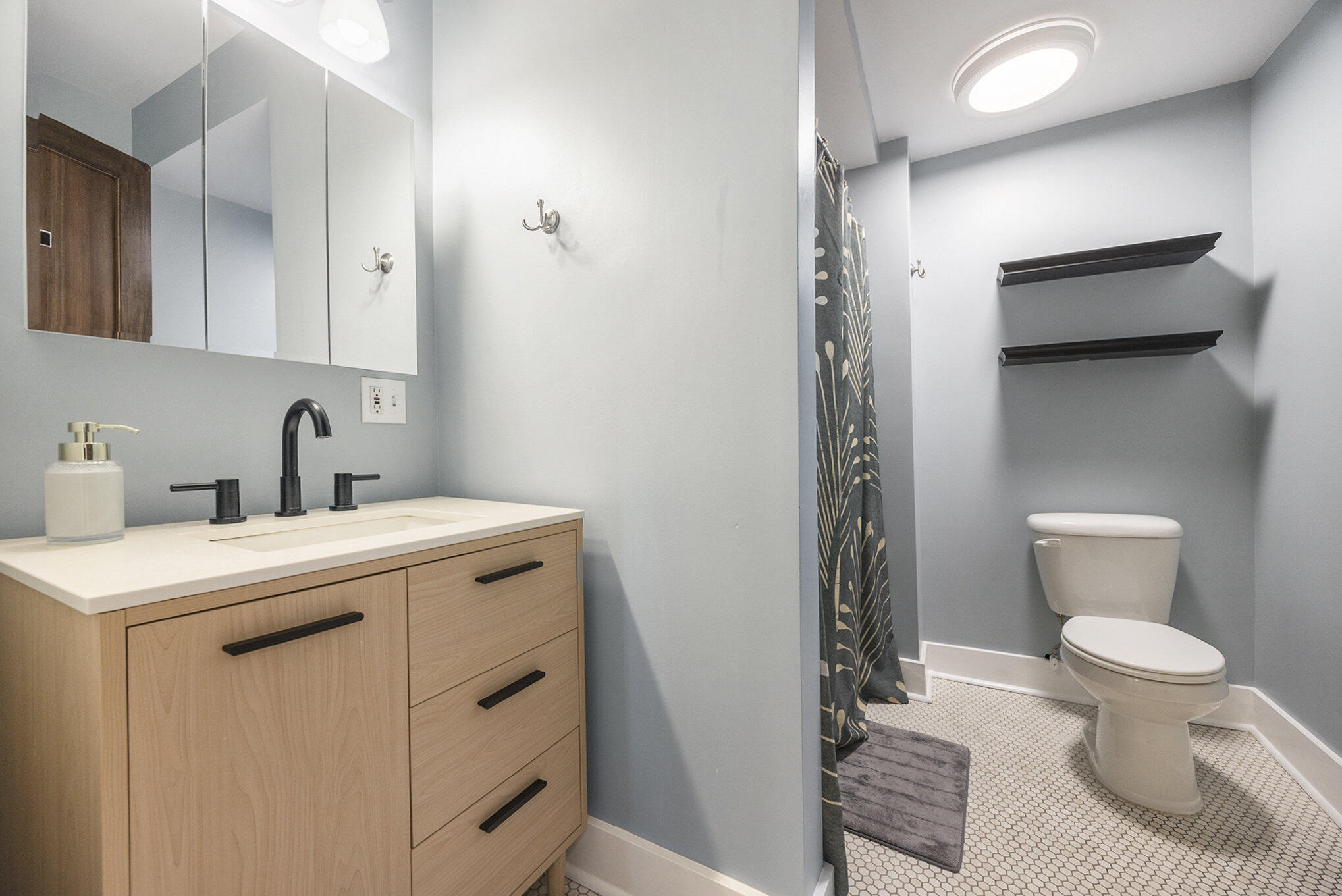 17 Union Avenue SE, B