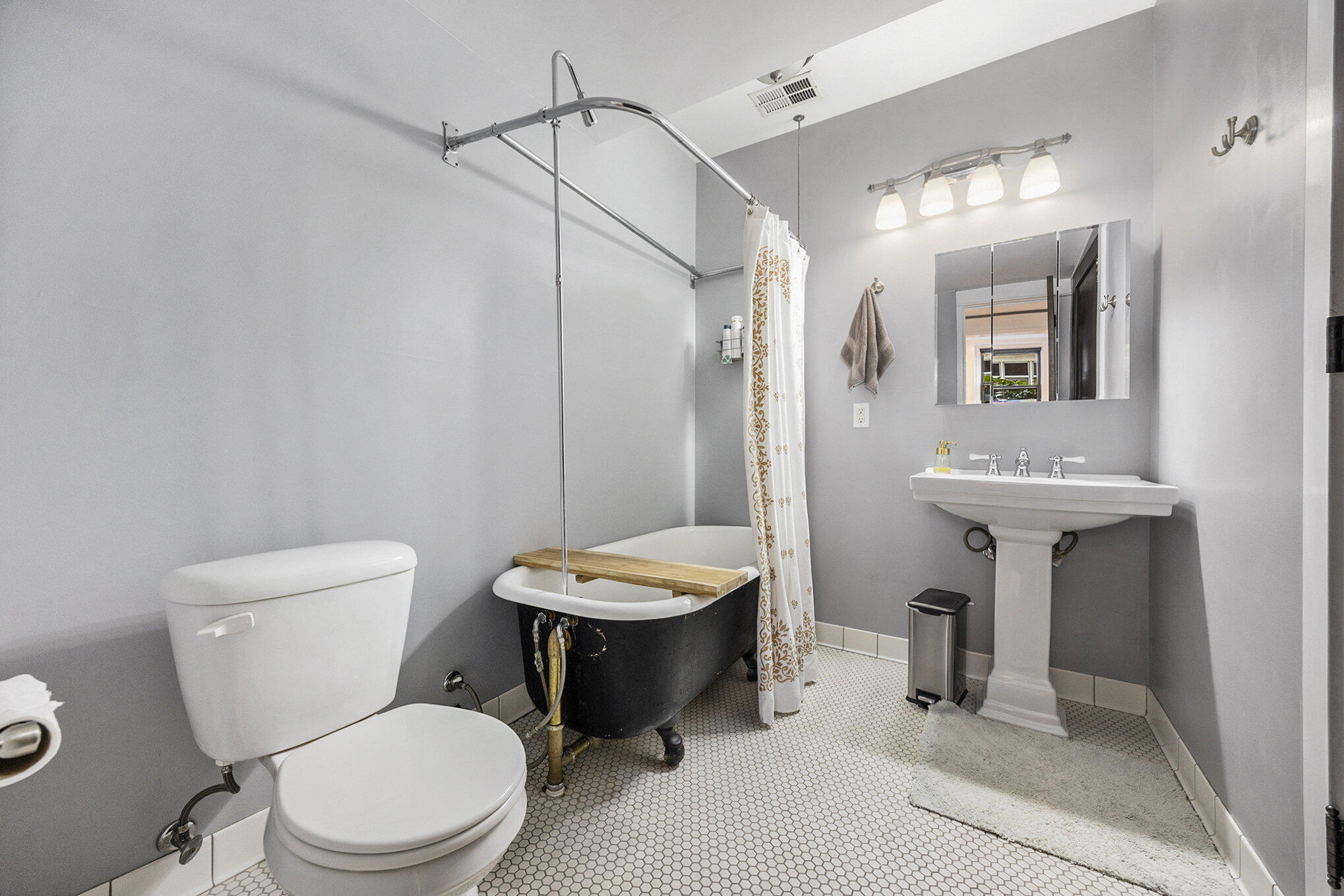 17 Union Avenue SE, B