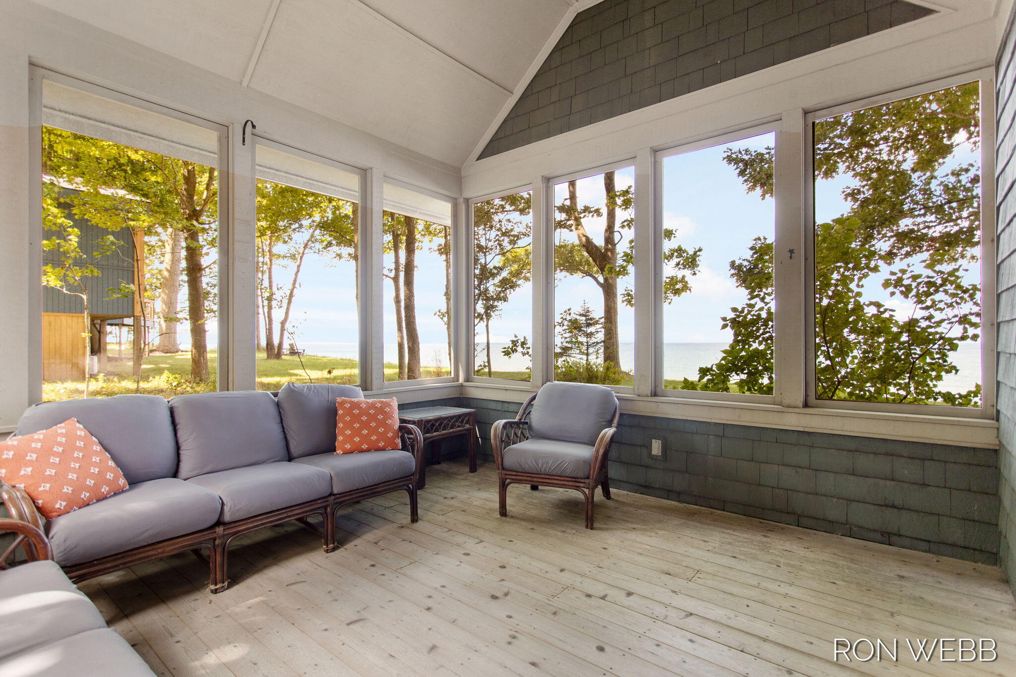 1218 Shore Crest Drive