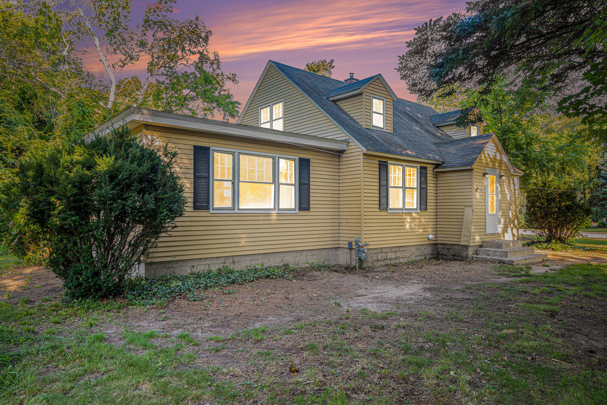 658 Goldenrod Avenue