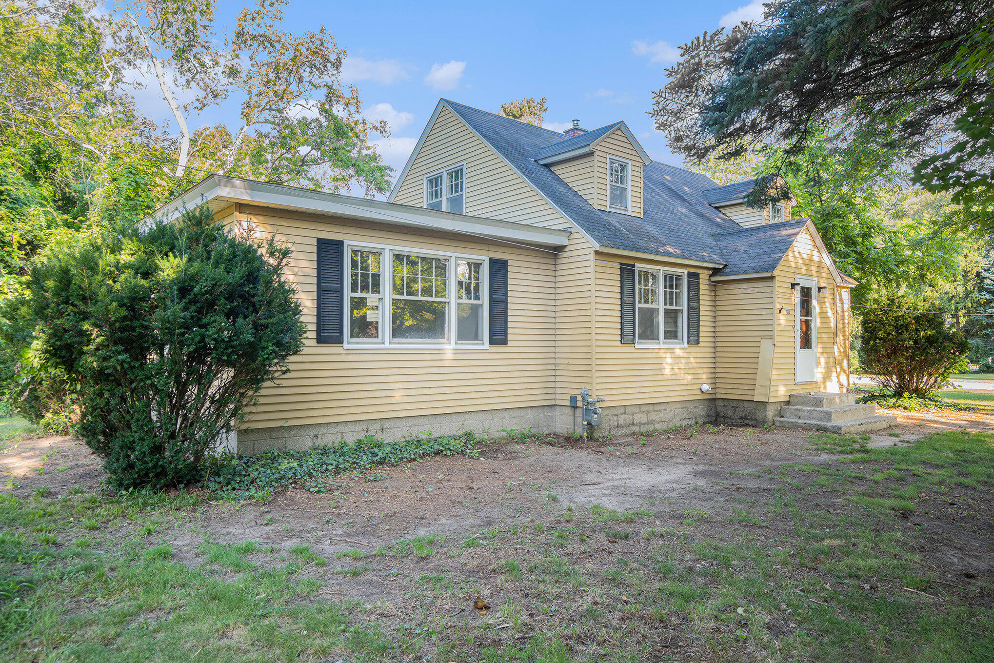 658 Goldenrod Avenue