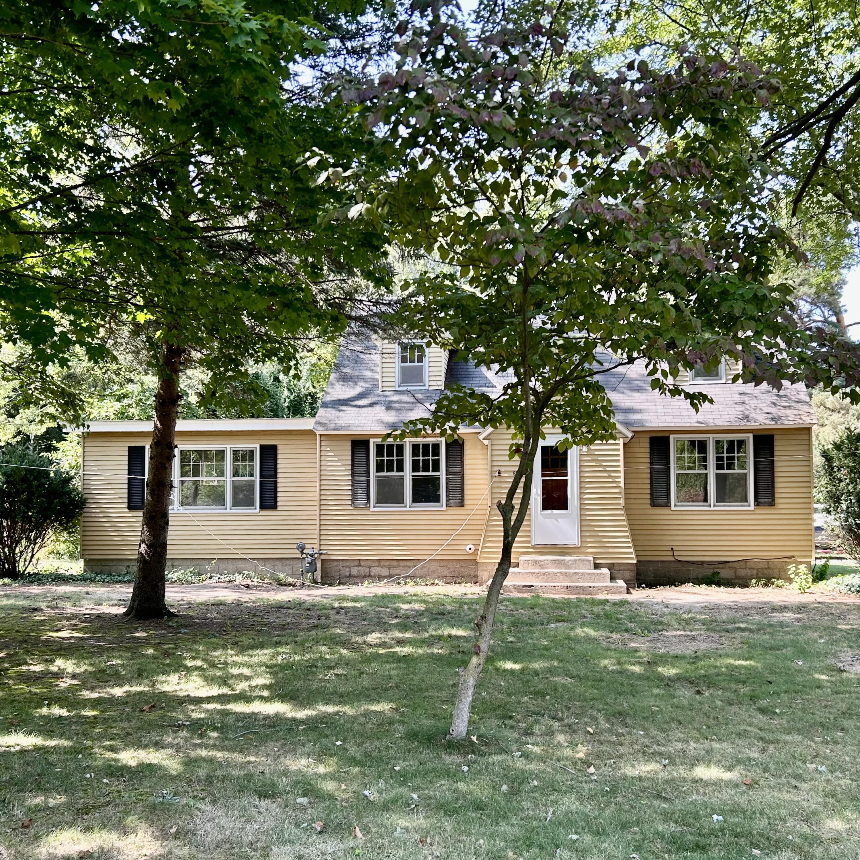 658 Goldenrod Avenue