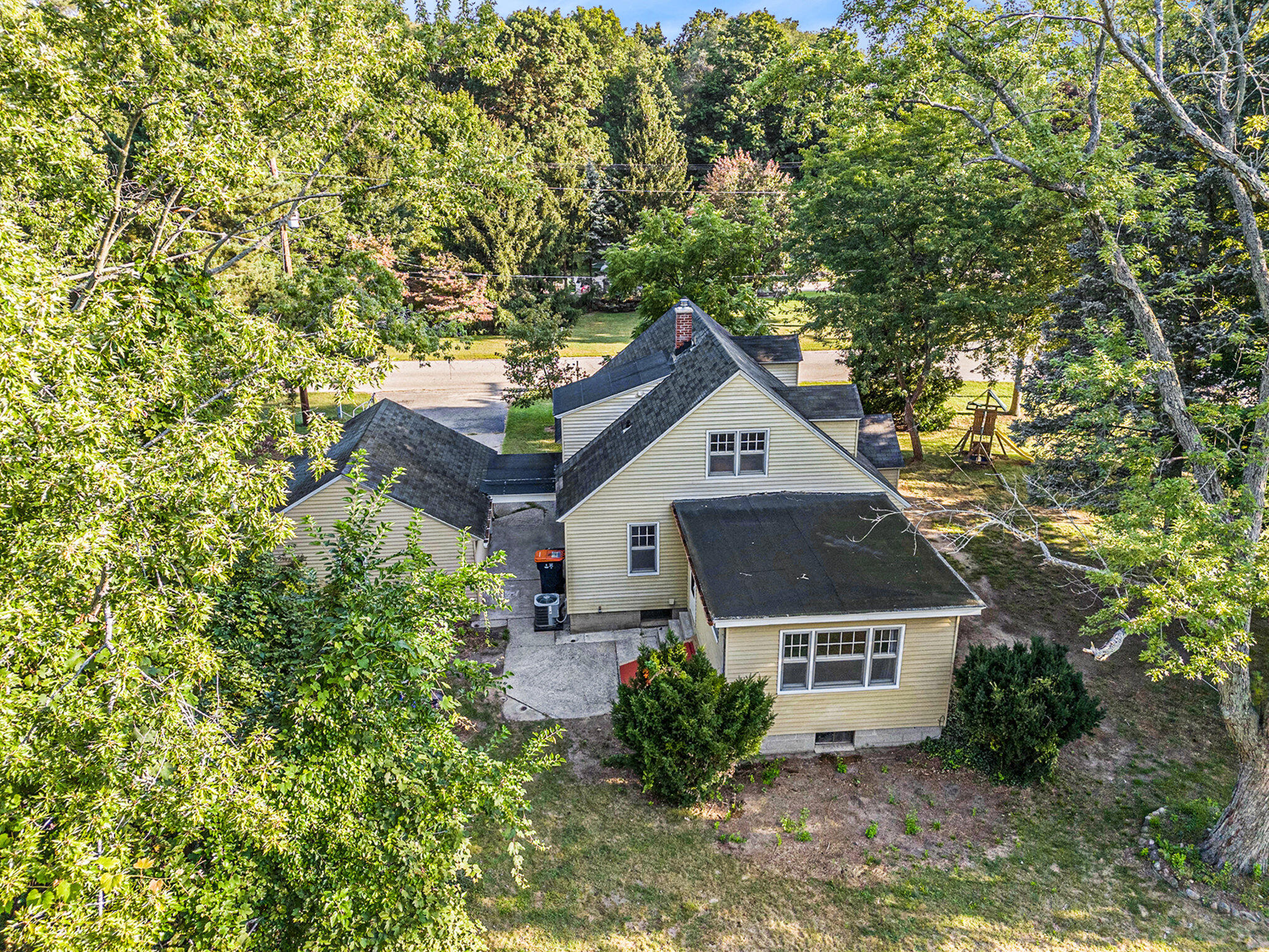 658 Goldenrod Avenue