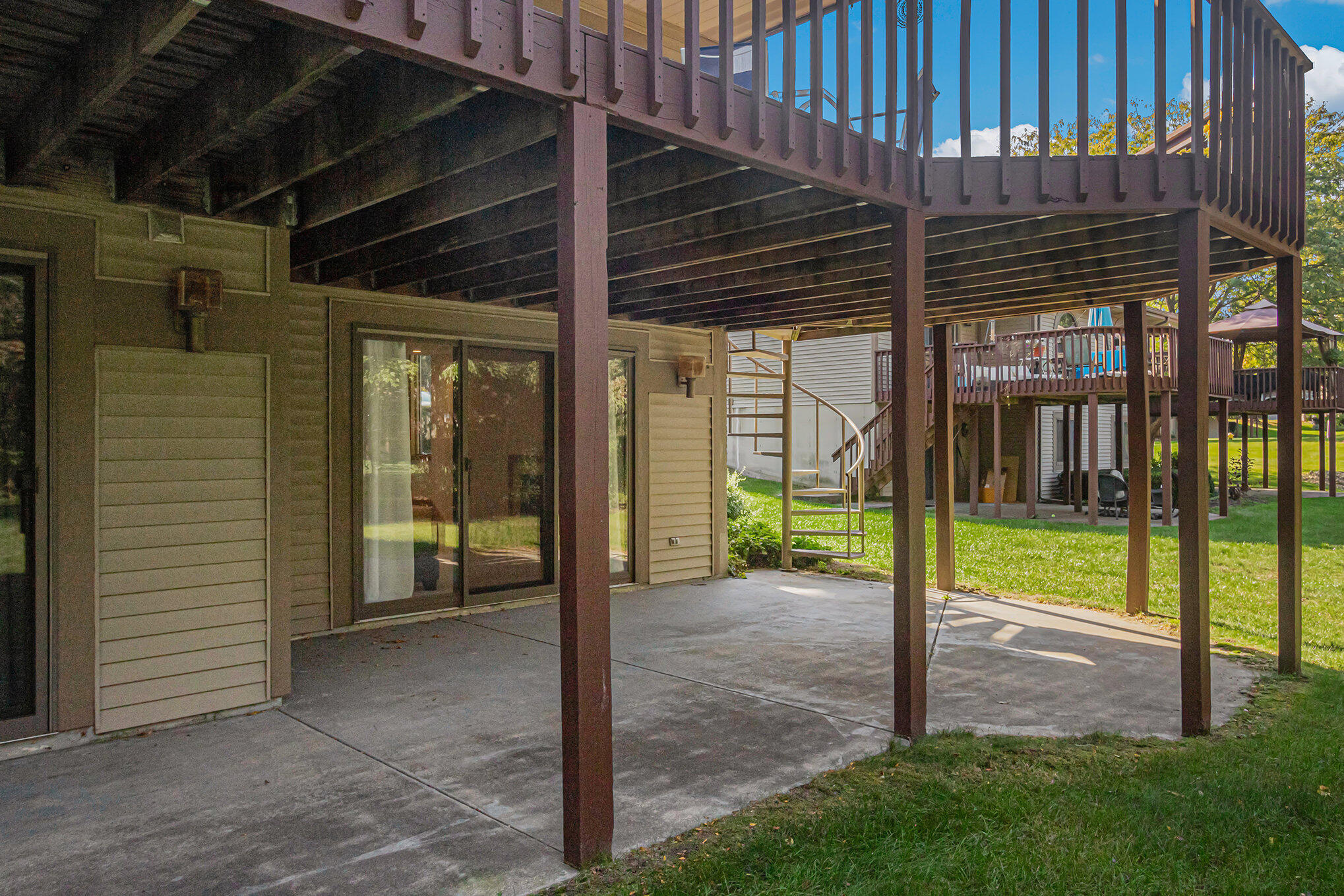 575 Spring Lane Drive