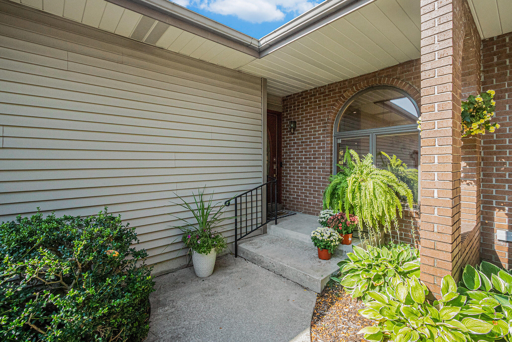 575 Spring Lane Drive