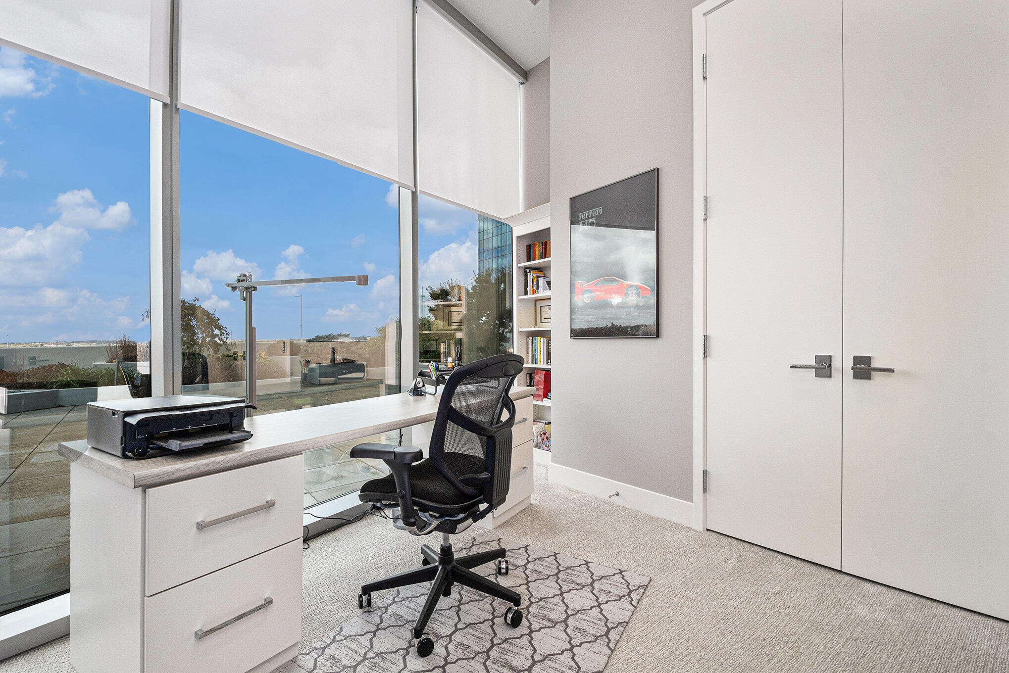 335 Bridge Street NW, 607