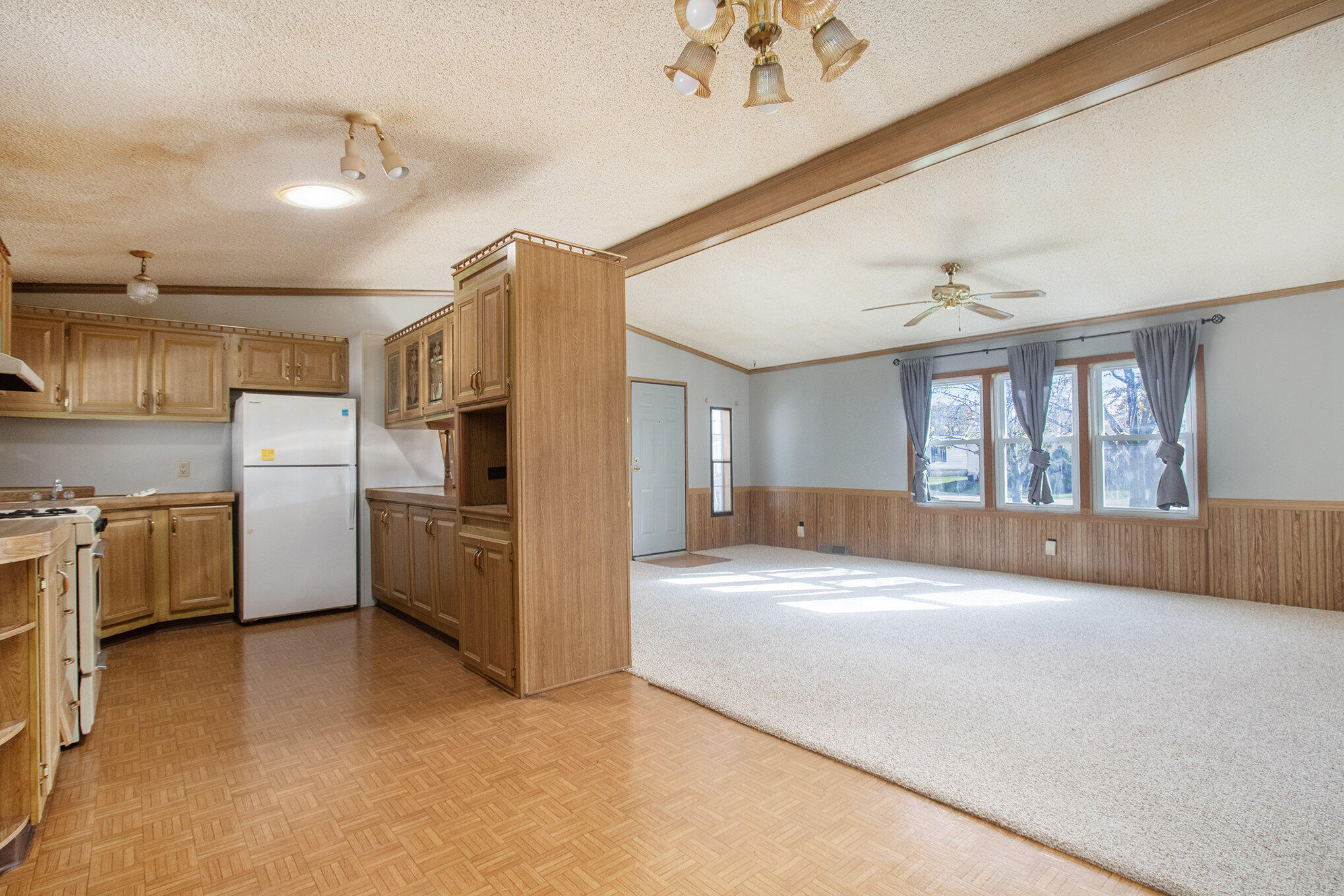 155 E 48th Street, 7