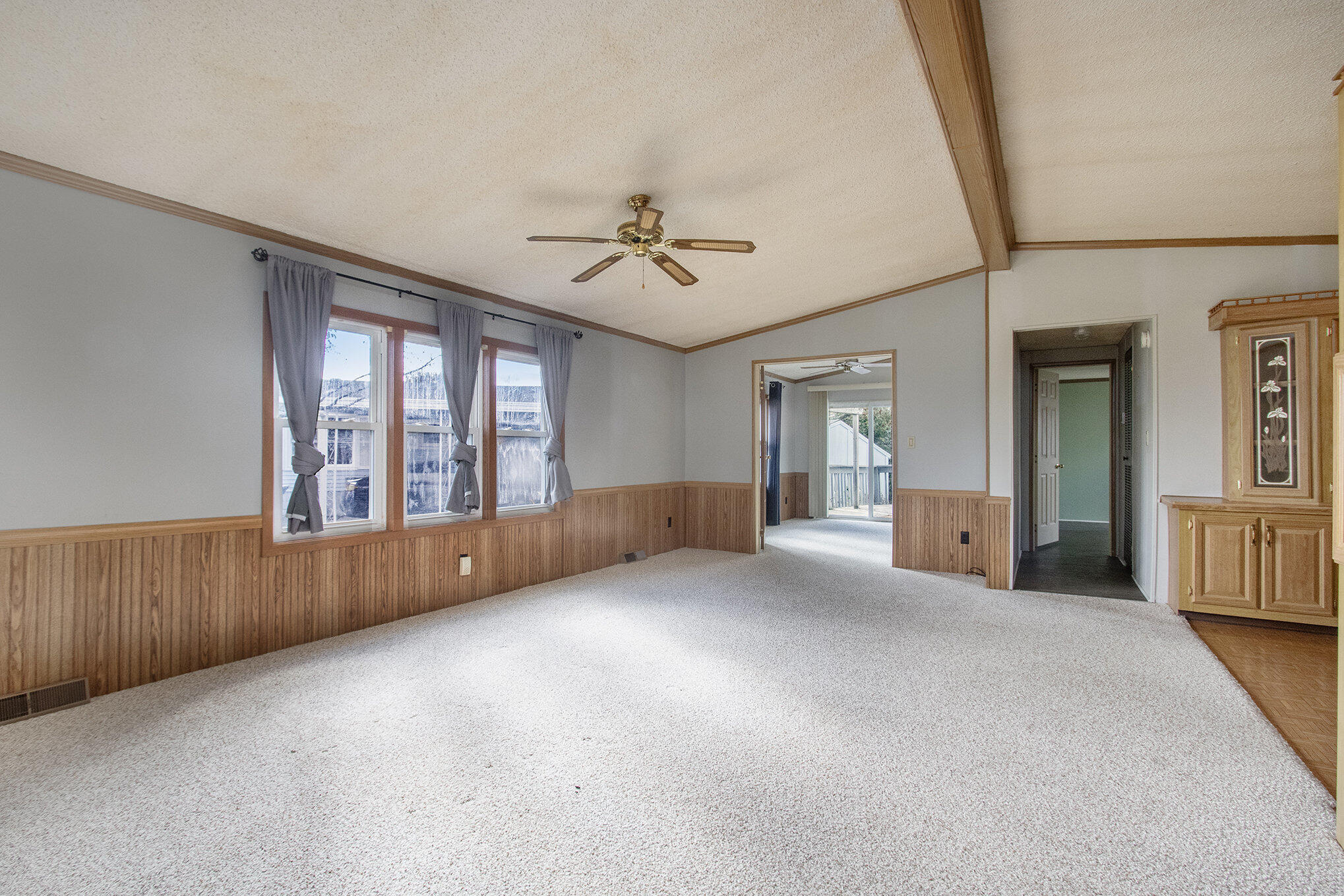 155 E 48th Street, 7