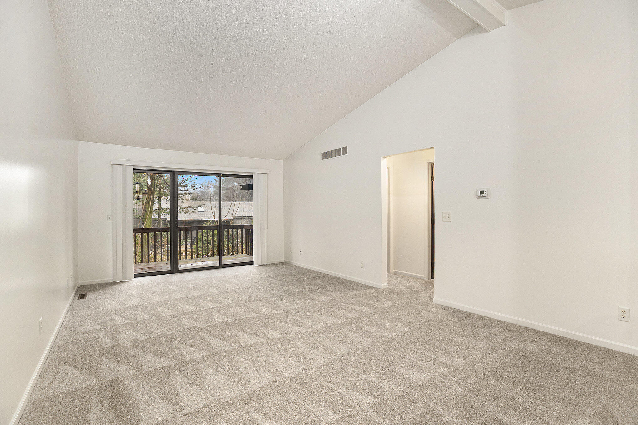 565 Spring Lane Drive, 51