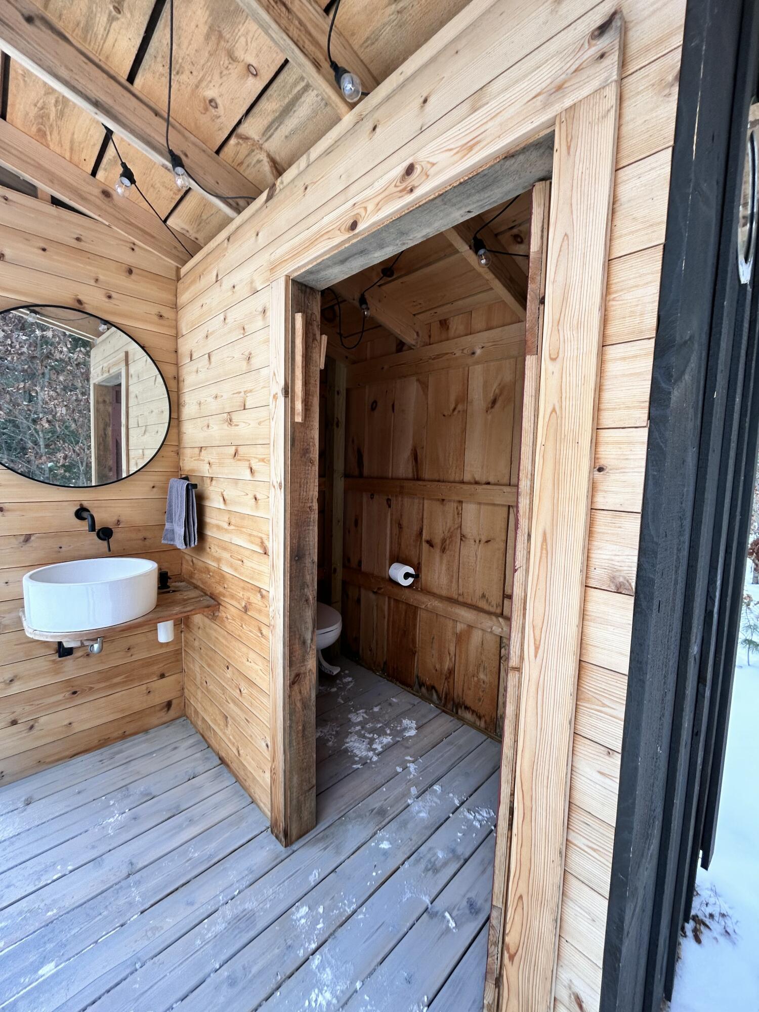 5301 E E Bittersweet Lane