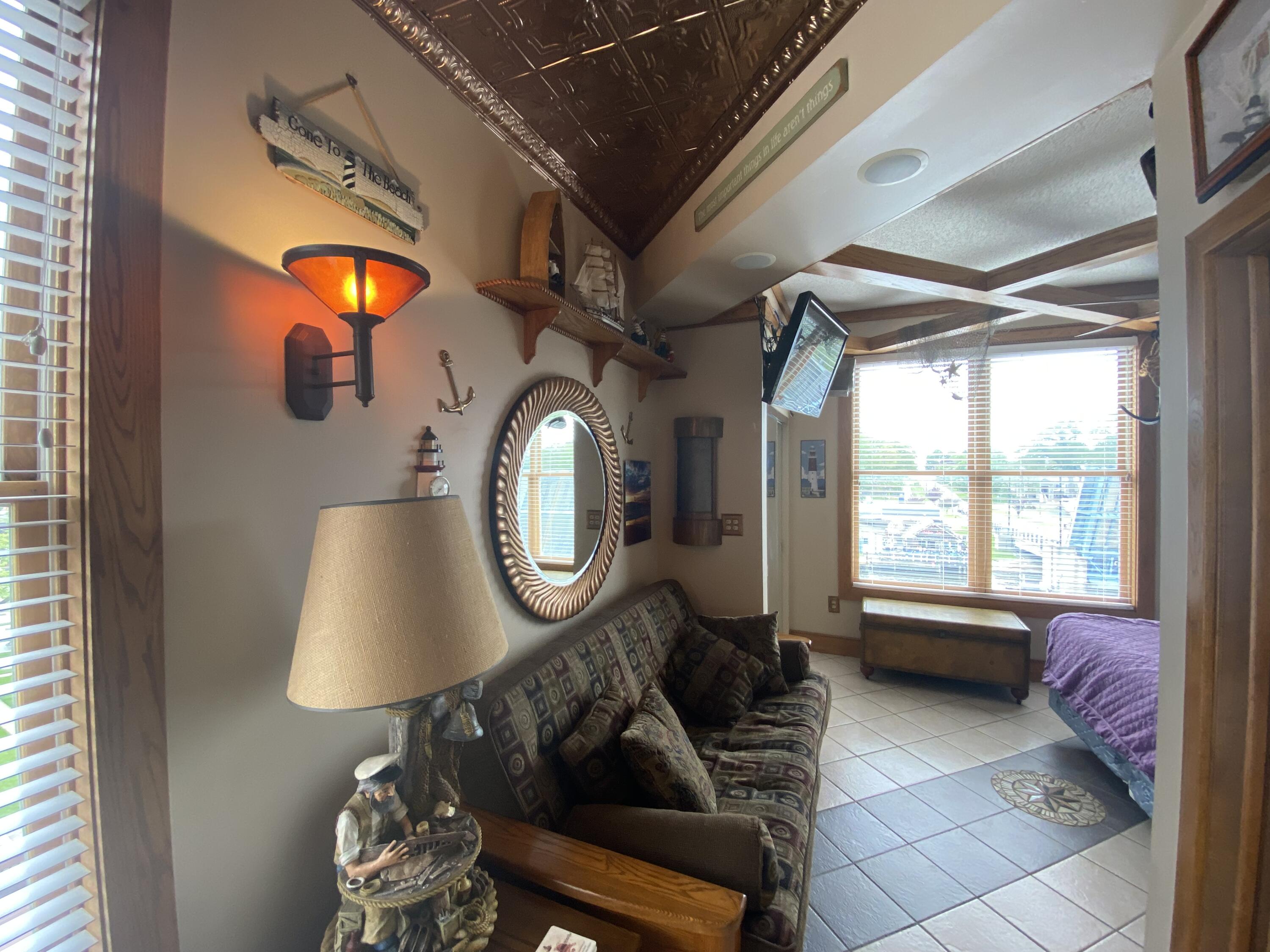 532 Dyckman Avenue, R-14