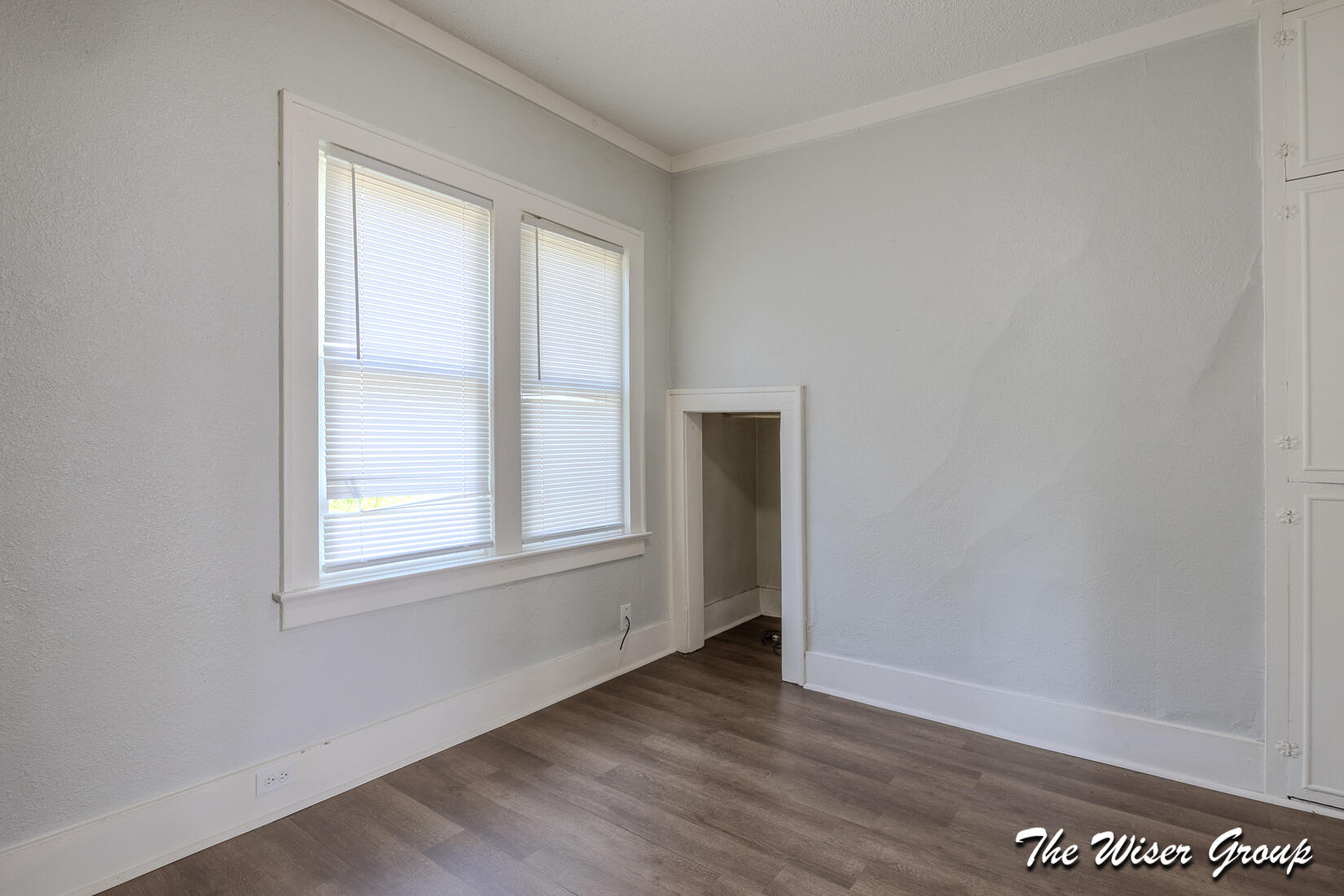 174 E Isabella Avenue