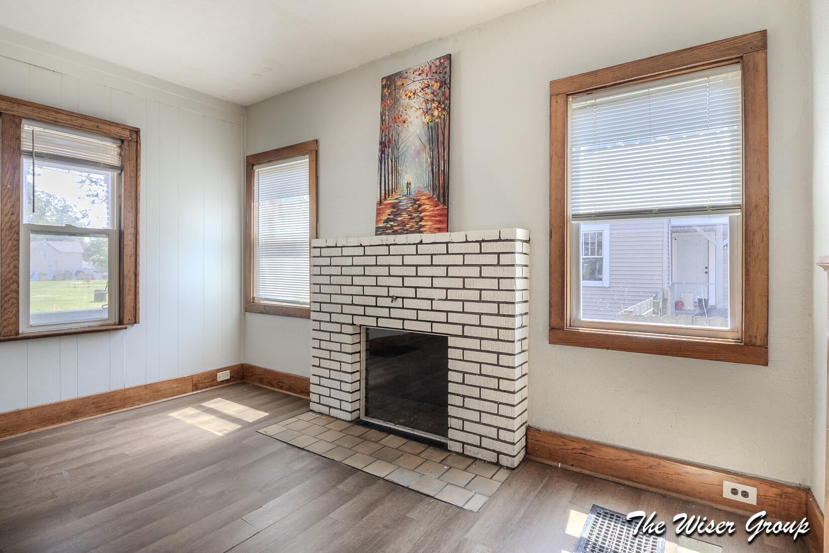 174 E Isabella Avenue