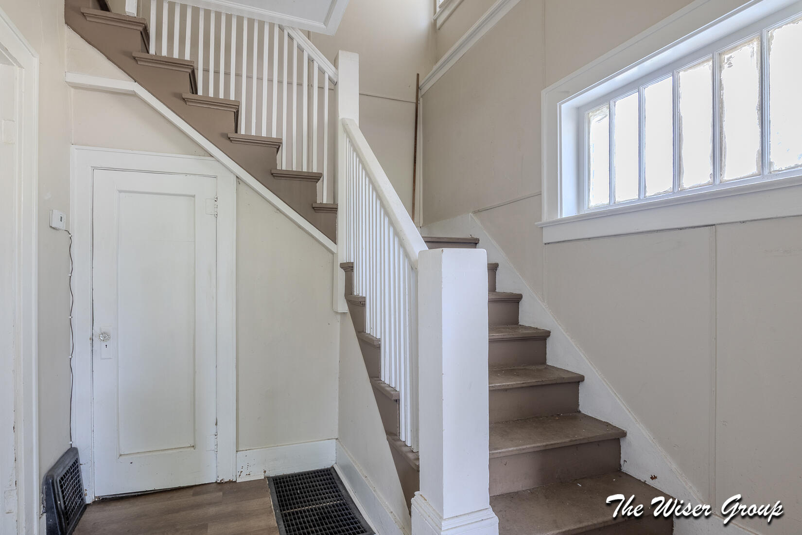 174 E Isabella Avenue