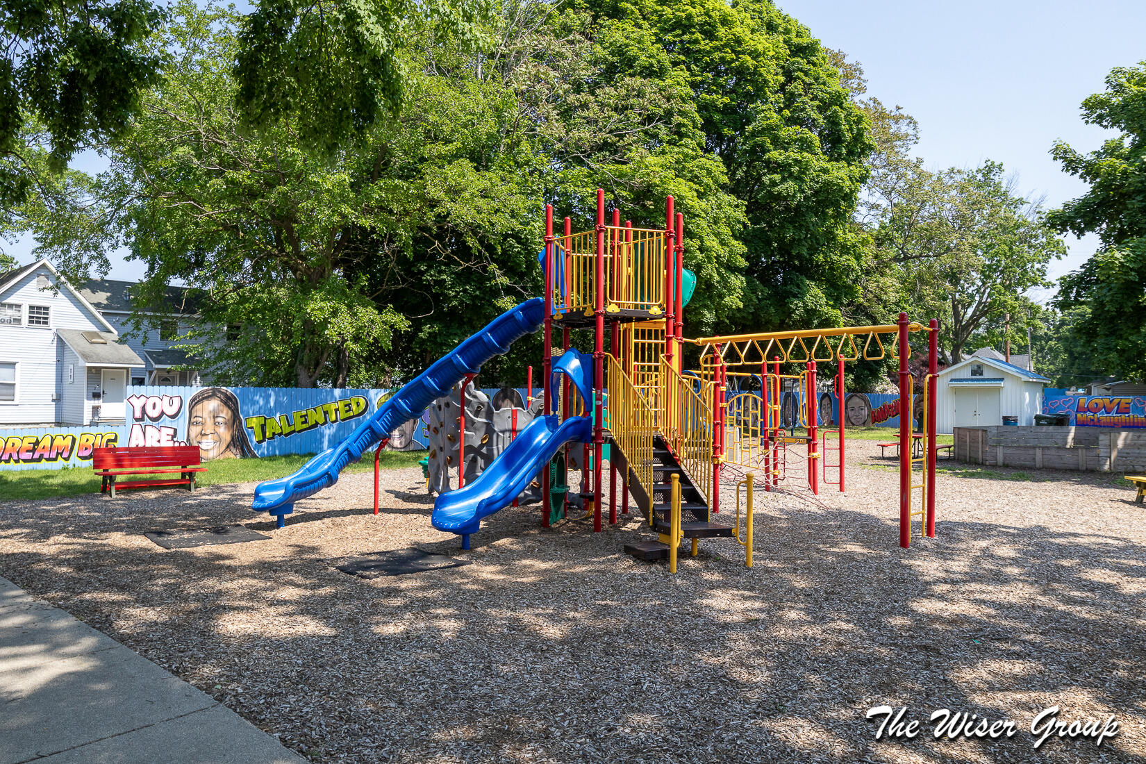 174 E Isabella Avenue