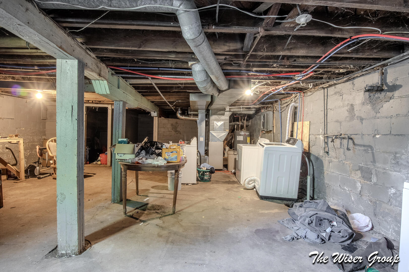 174 E Isabella Avenue