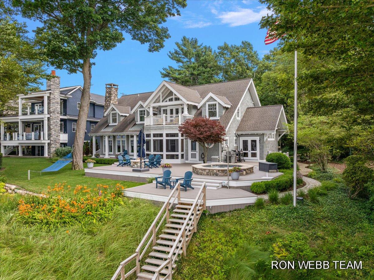 3501 N Lakeshore Drive