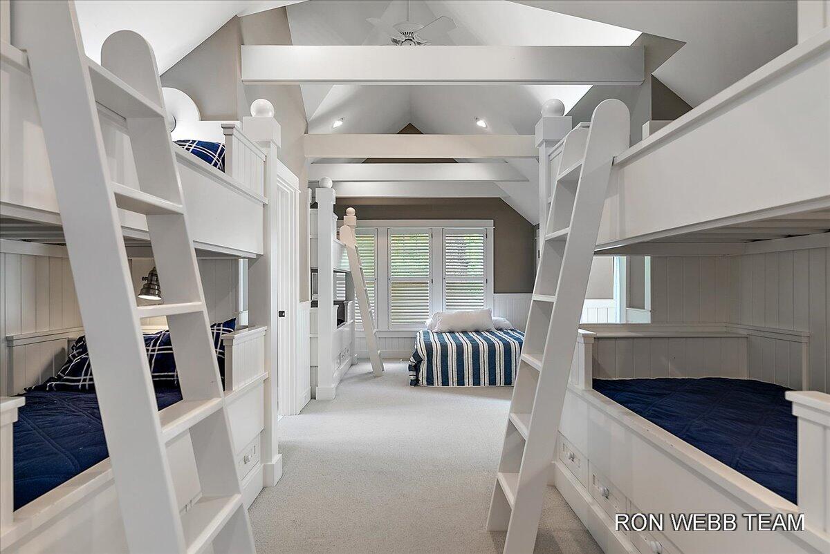 3501 N Lakeshore Drive