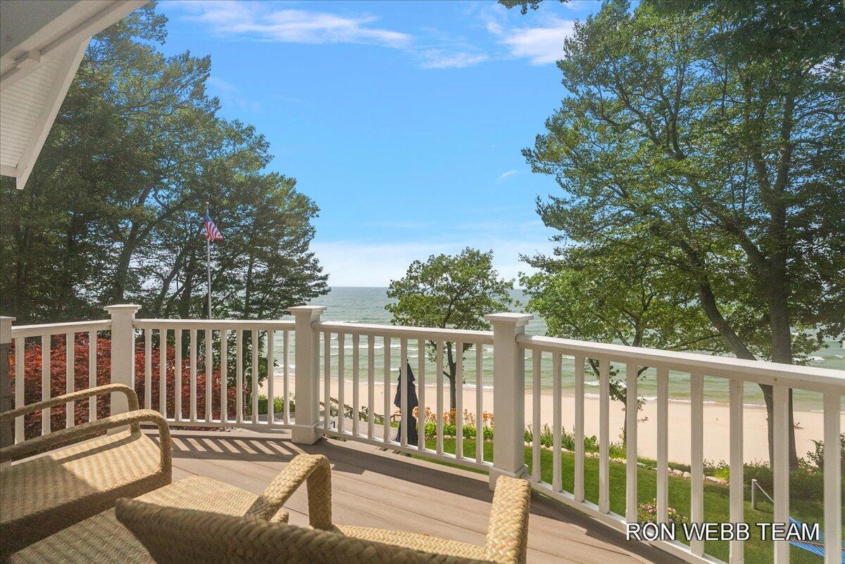 3501 N Lakeshore Drive