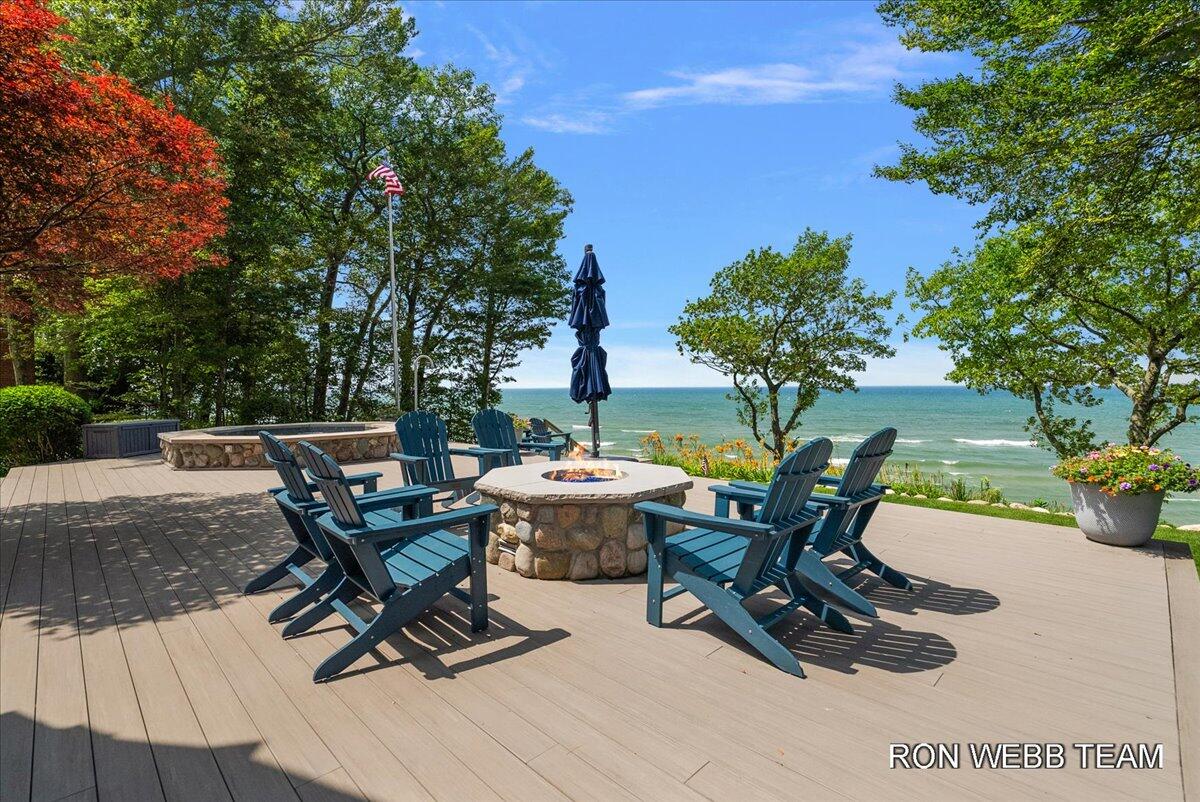 3501 N Lakeshore Drive