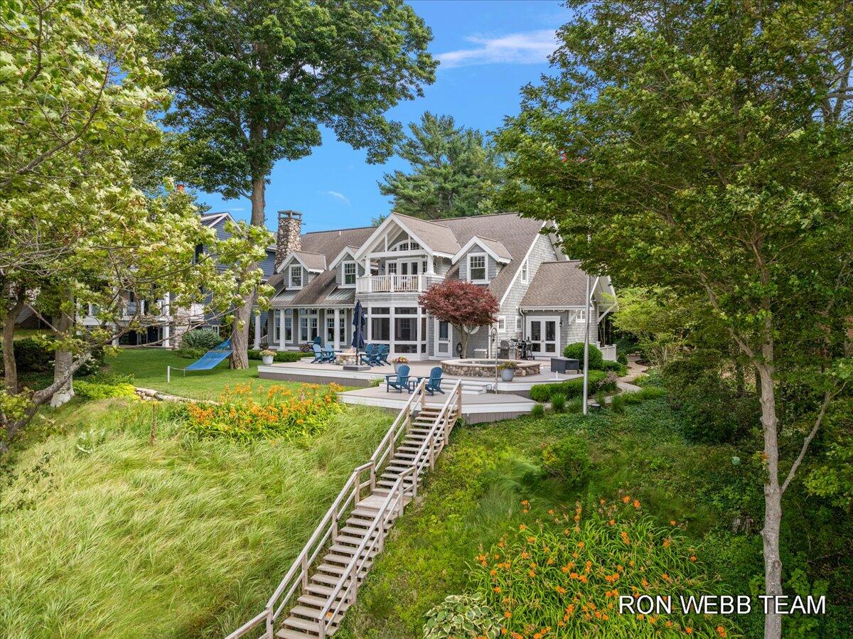 3501 N Lakeshore Drive