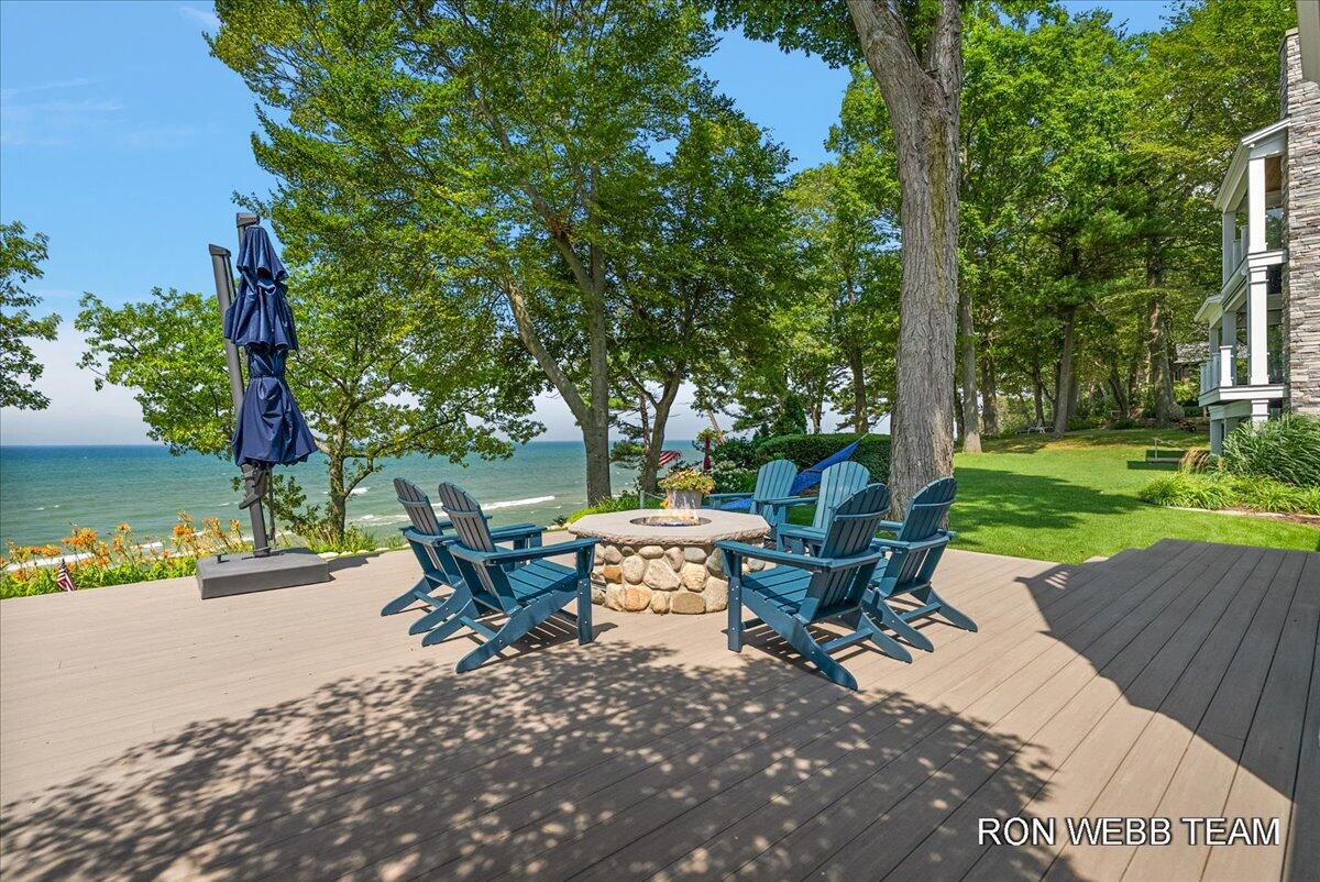 3501 N Lakeshore Drive