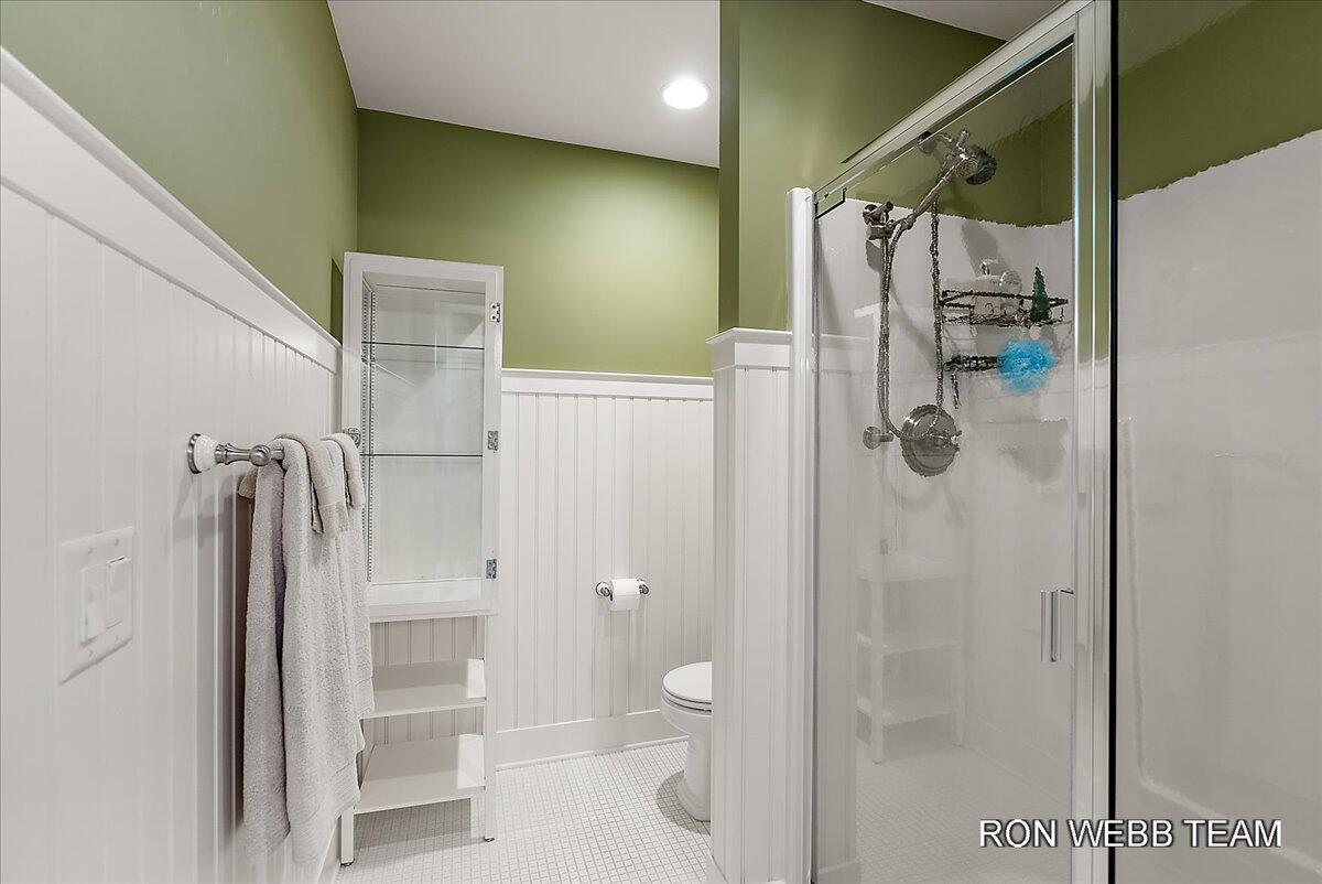 3501 N Lakeshore Drive