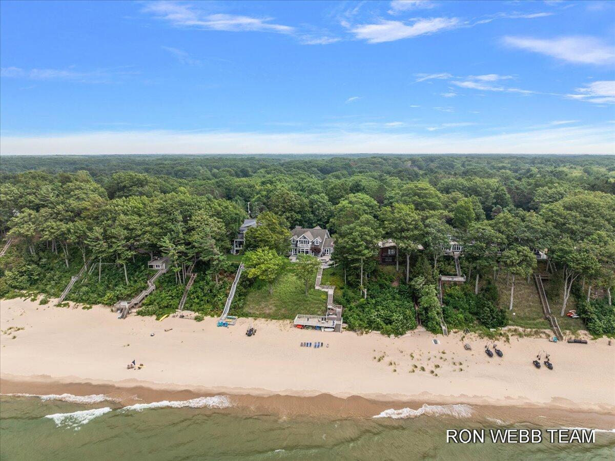 3501 N Lakeshore Drive