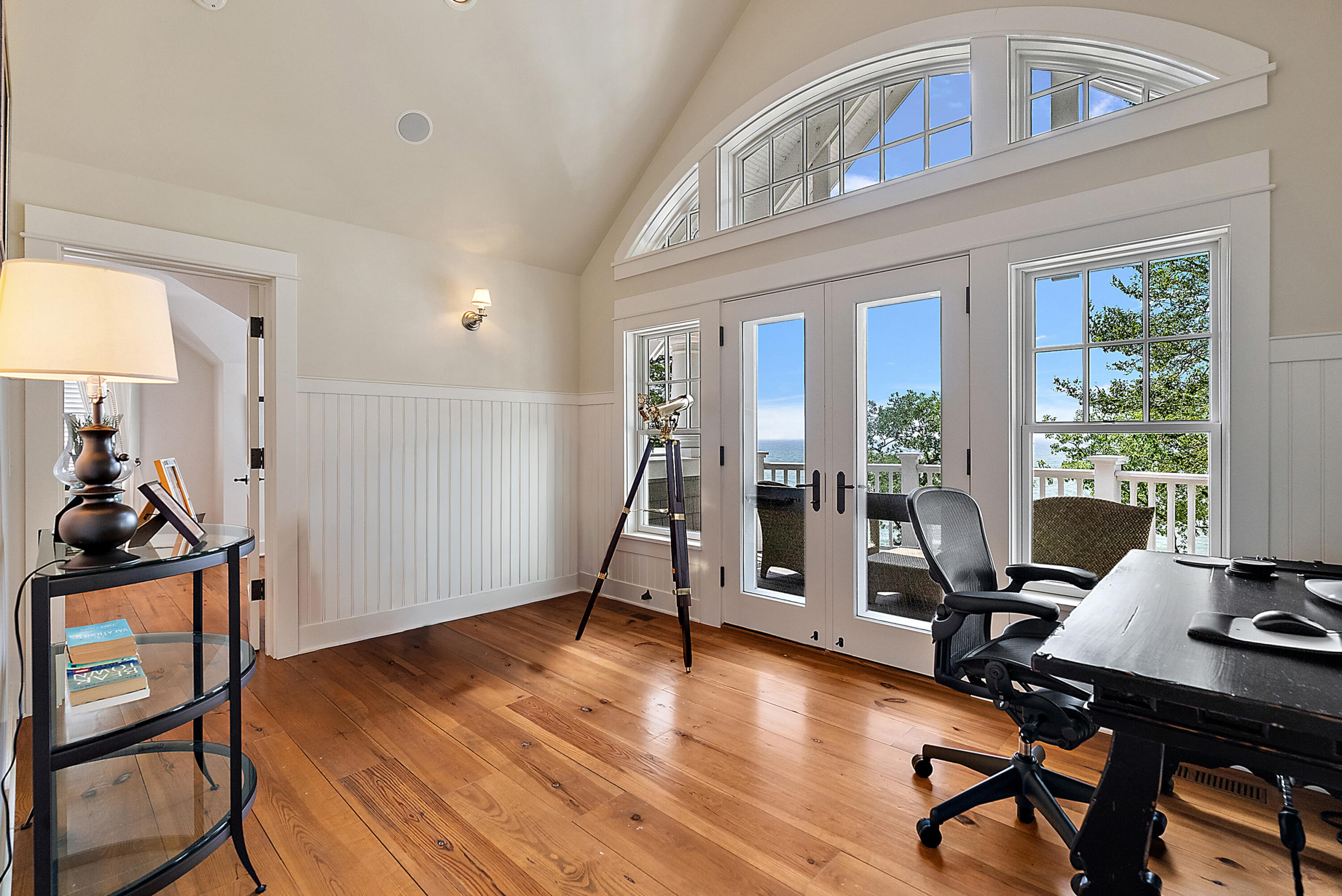 3501 N Lakeshore Drive