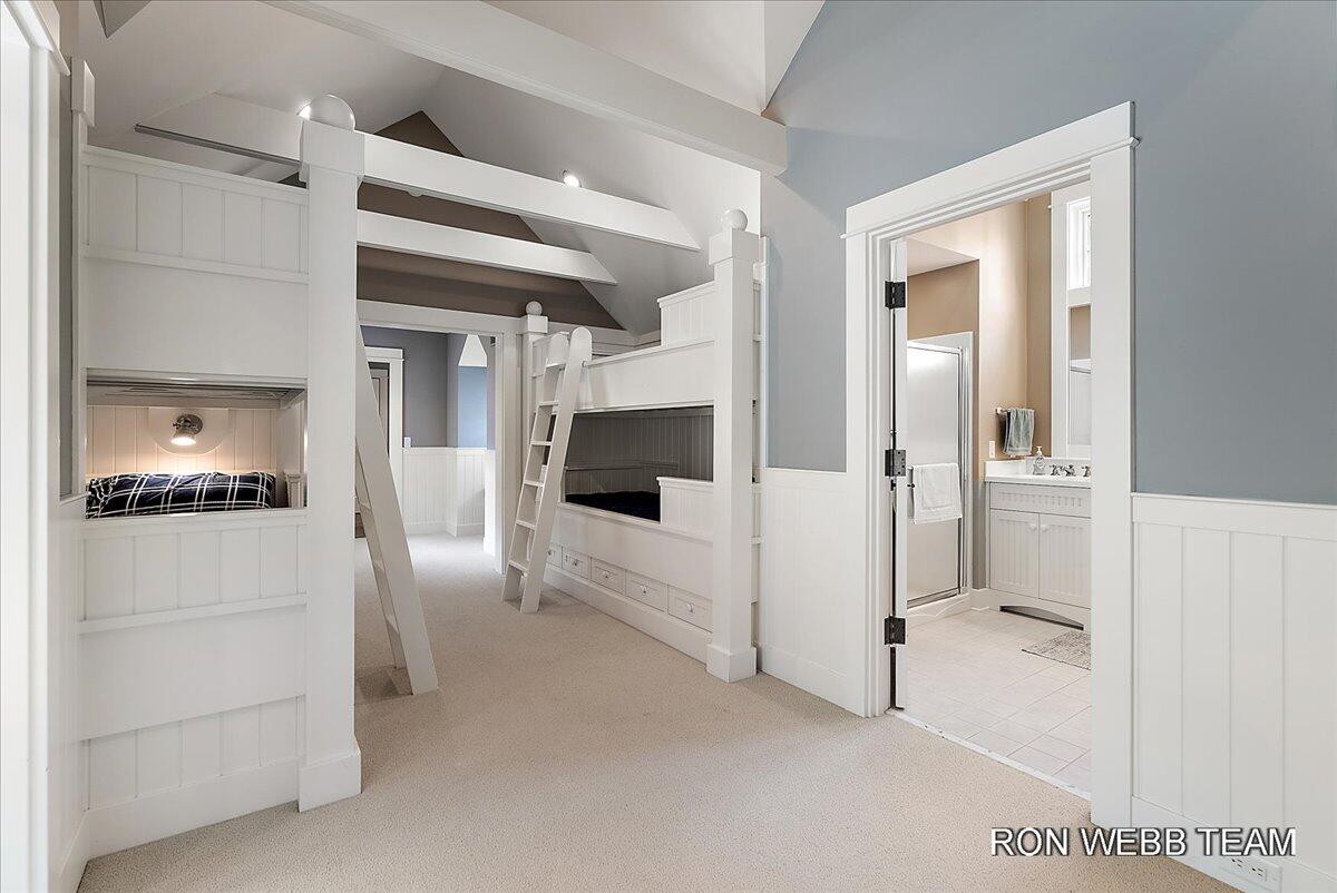 3501 N Lakeshore Drive