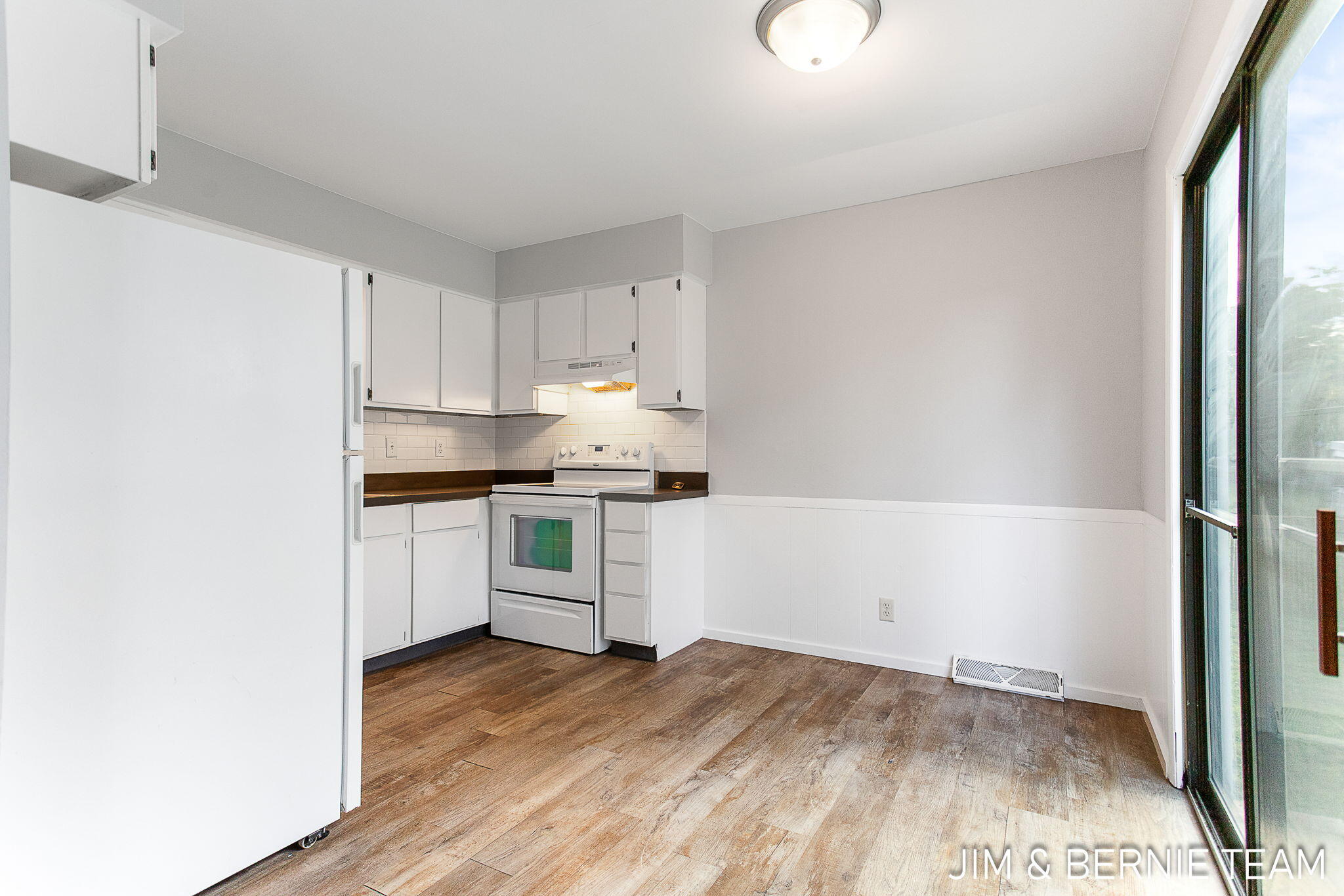 478 480 W 30th Street