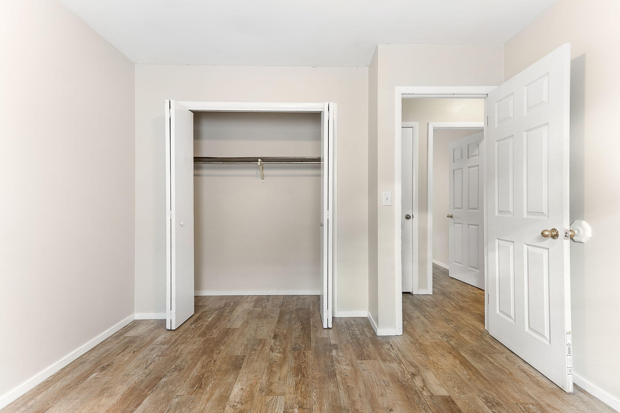 478 480 W 30th Street