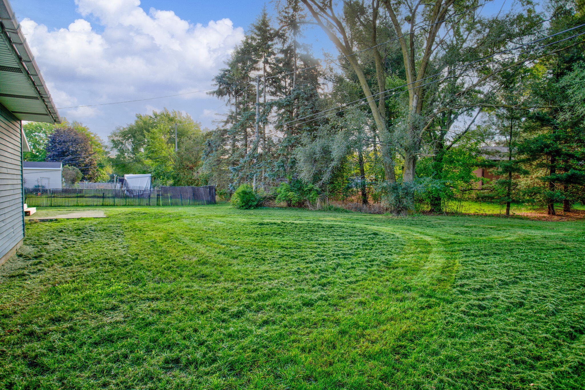 478 480 W 30th Street