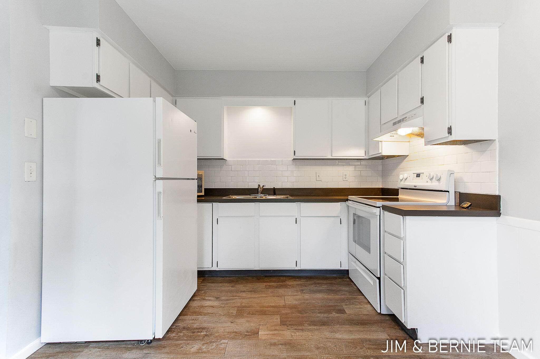 478 480 W 30th Street