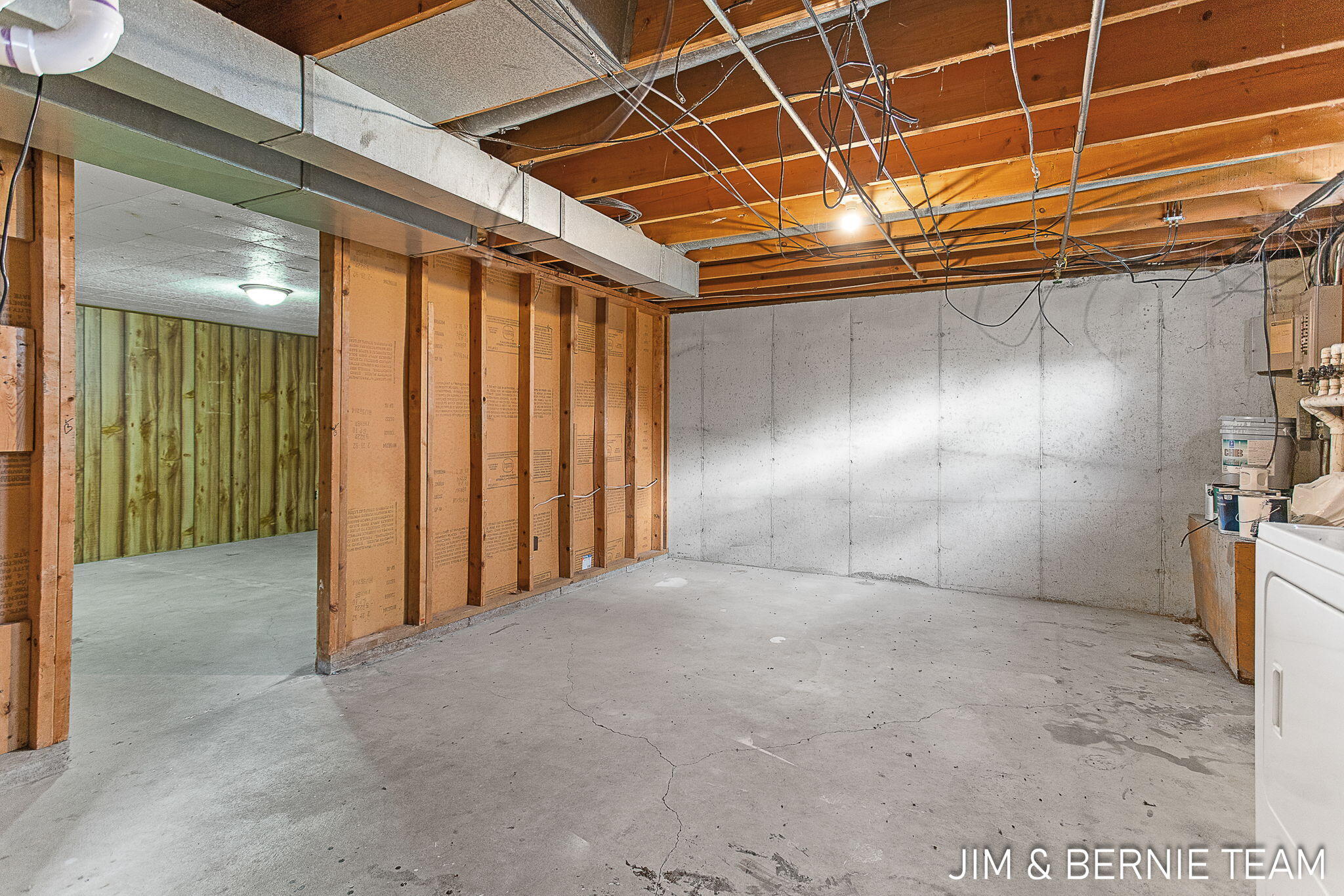 478 480 W 30th Street