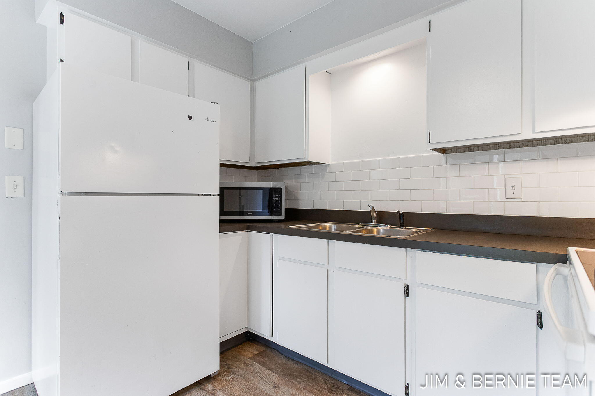 478 480 W 30th Street