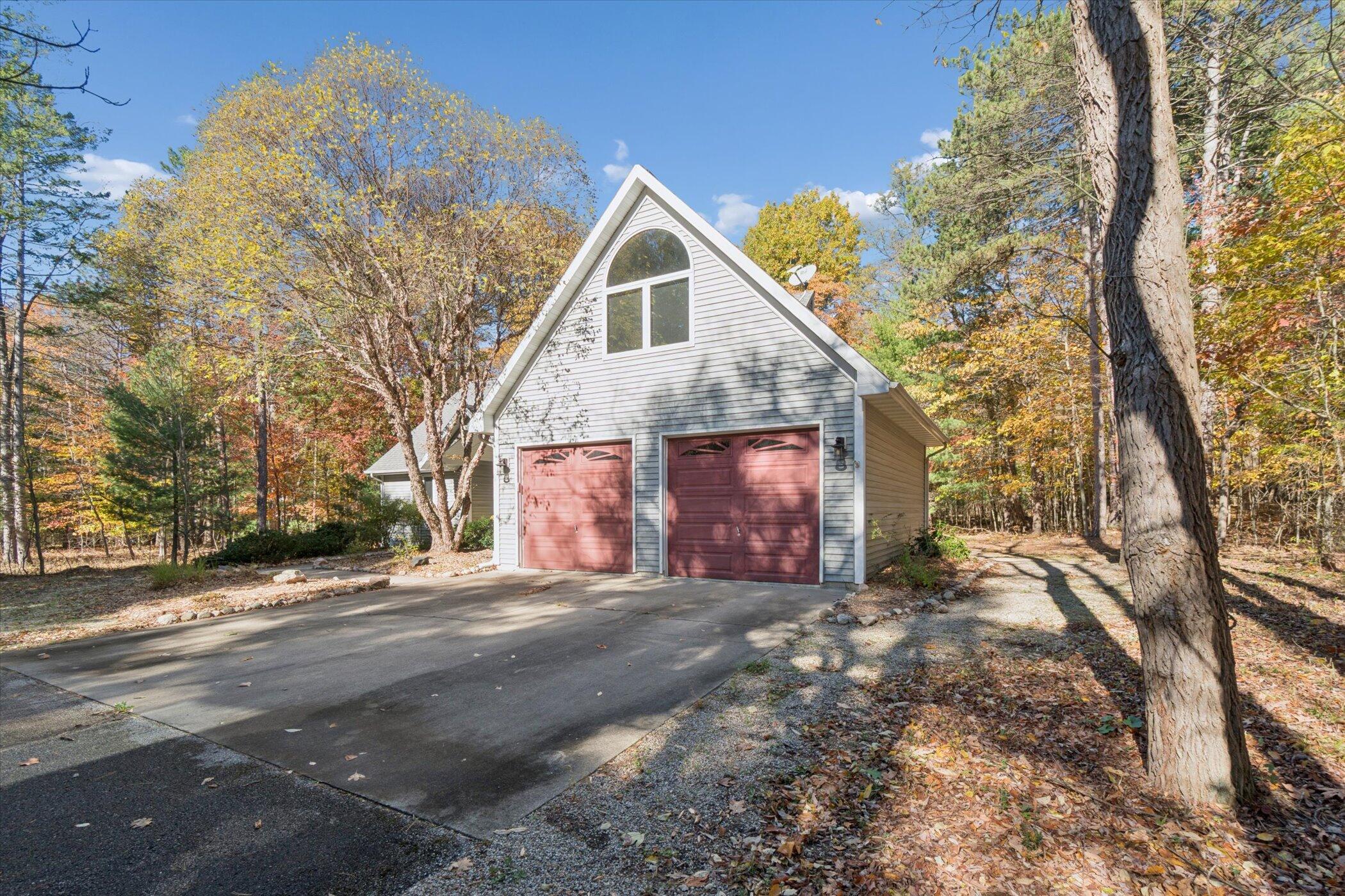 2335 Forest Trail Circle