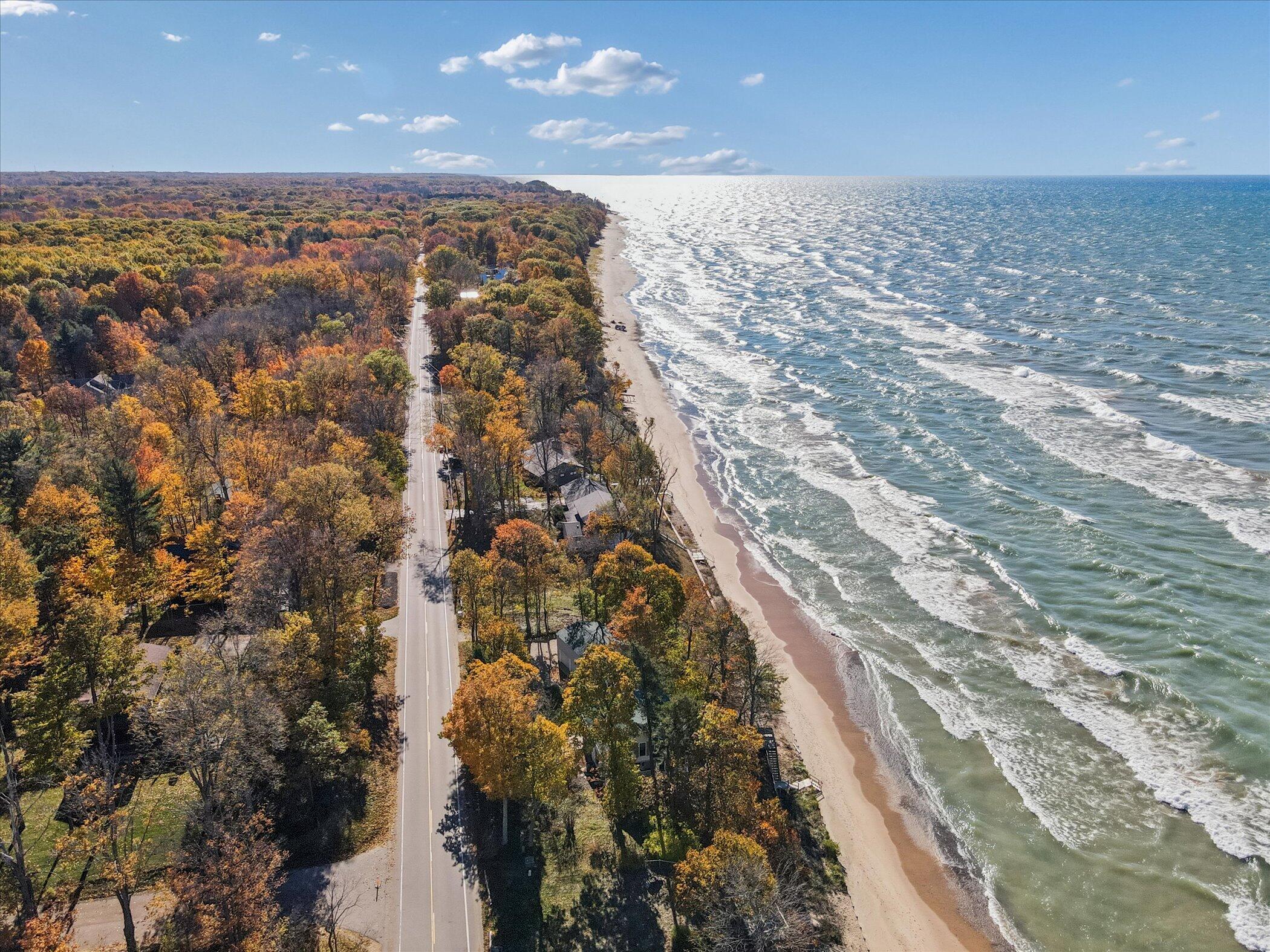 2335 Forest Trail Circle