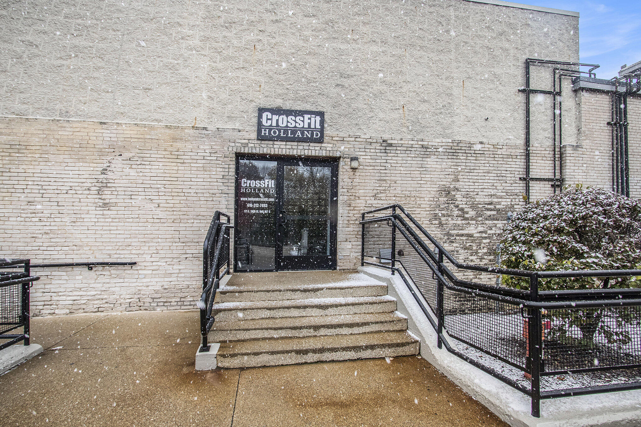 533 Columbia Avenue, 121