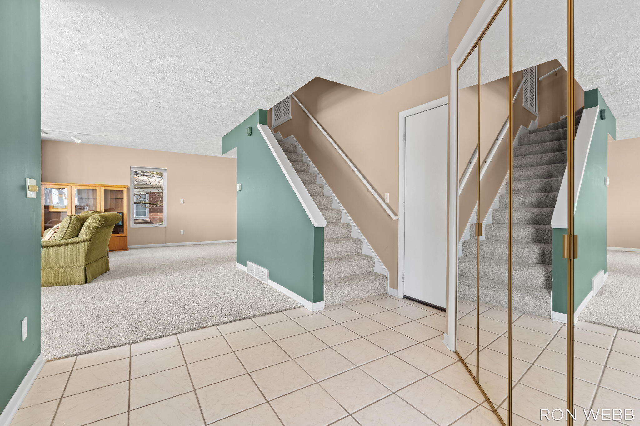 2087 Richardson Avenue