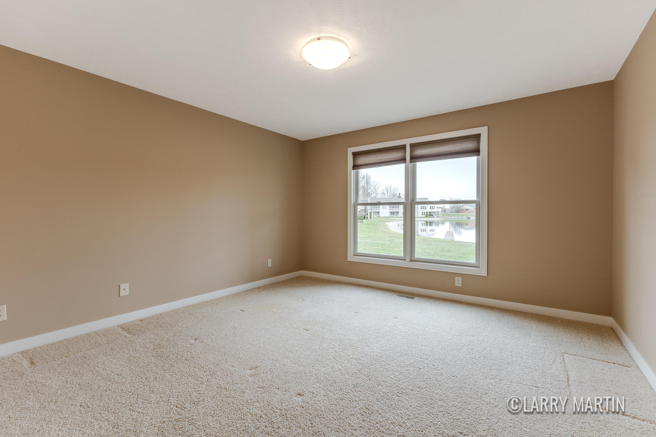 1749 N Trillium Circle
