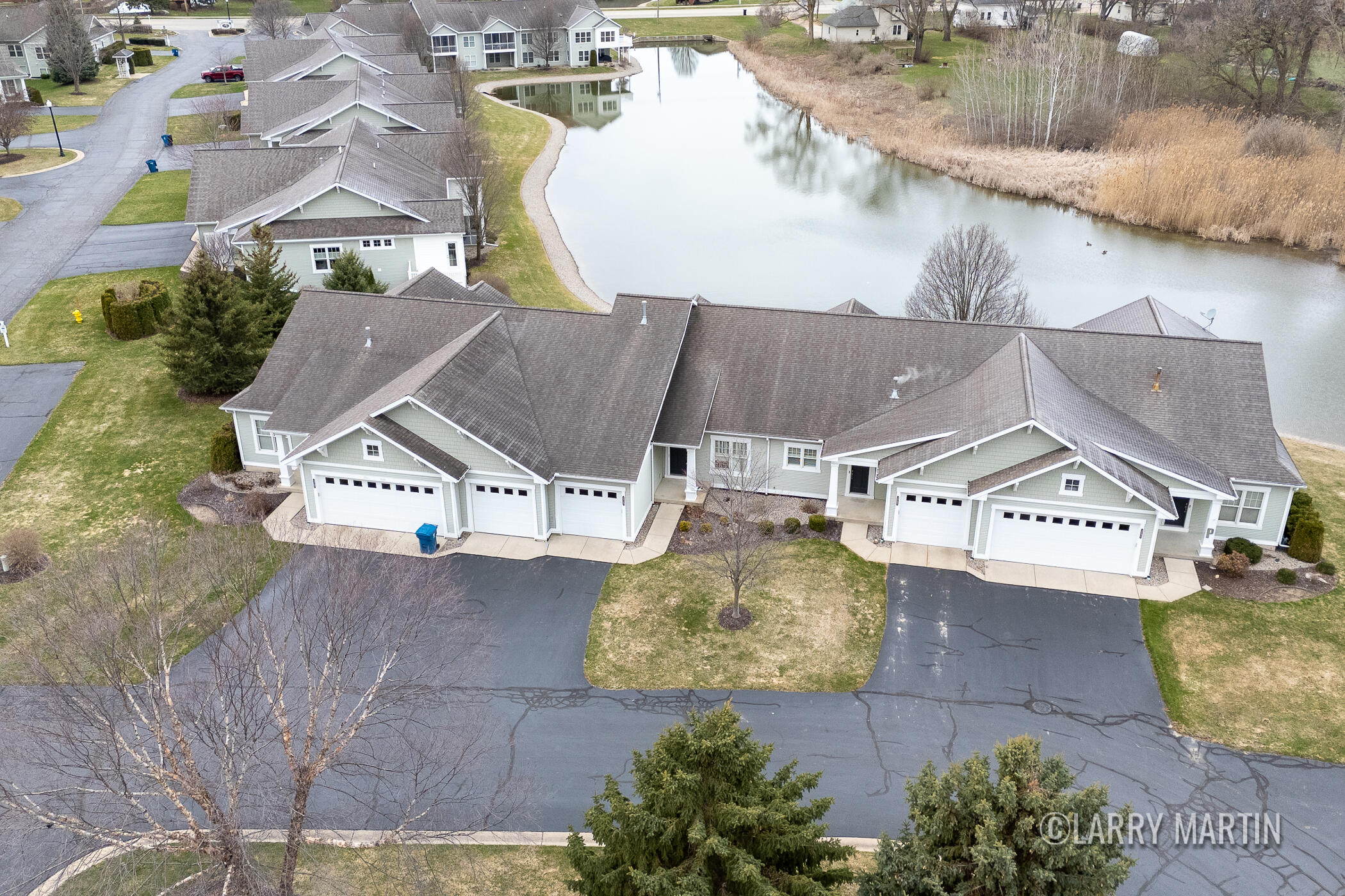 1749 N Trillium Circle