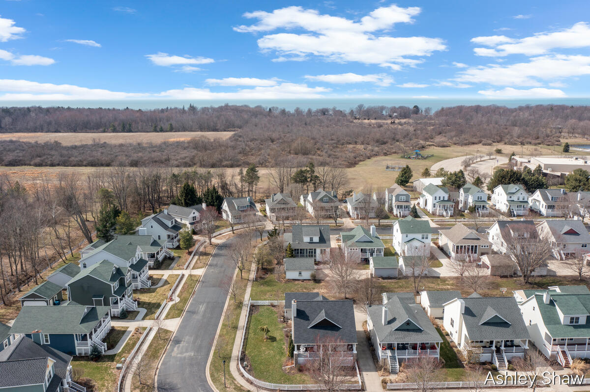448 Summer Grv Drive