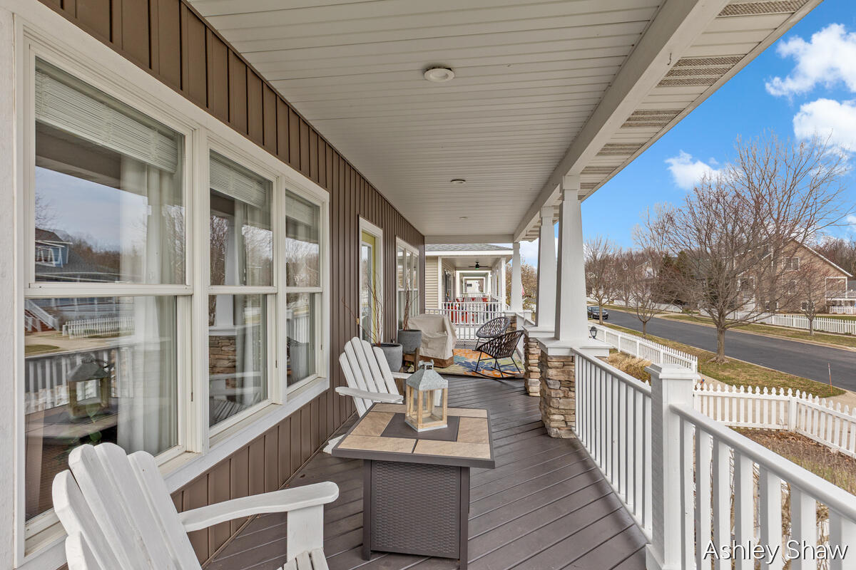 448 Summer Grv Drive