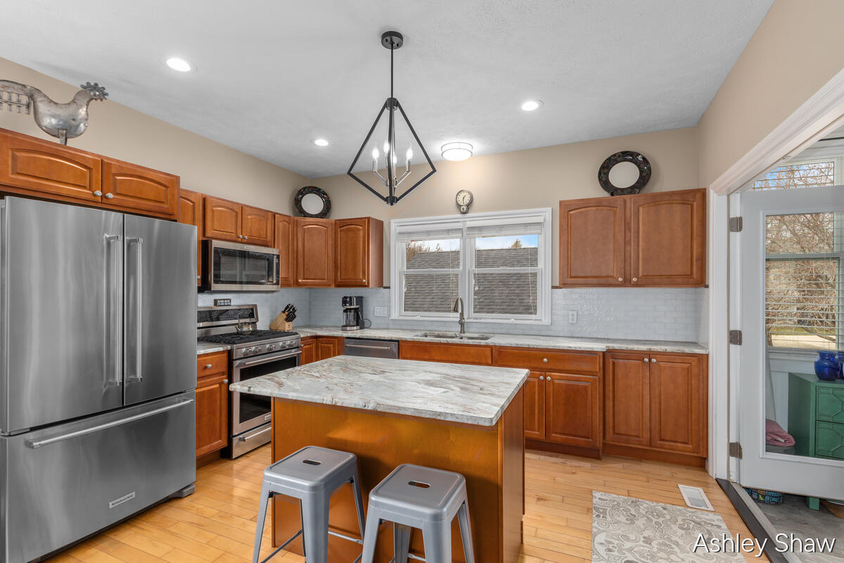 448 Summer Grv Drive