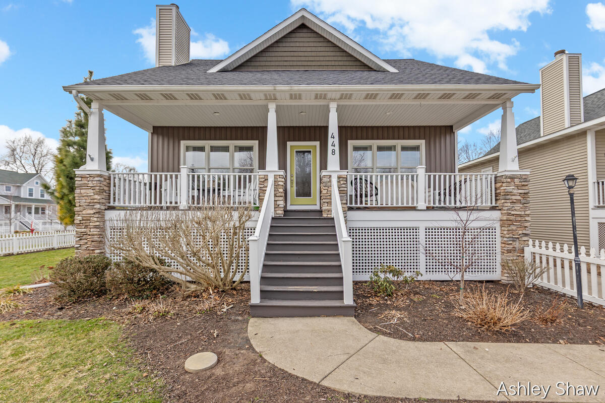 448 Summer Grv Drive