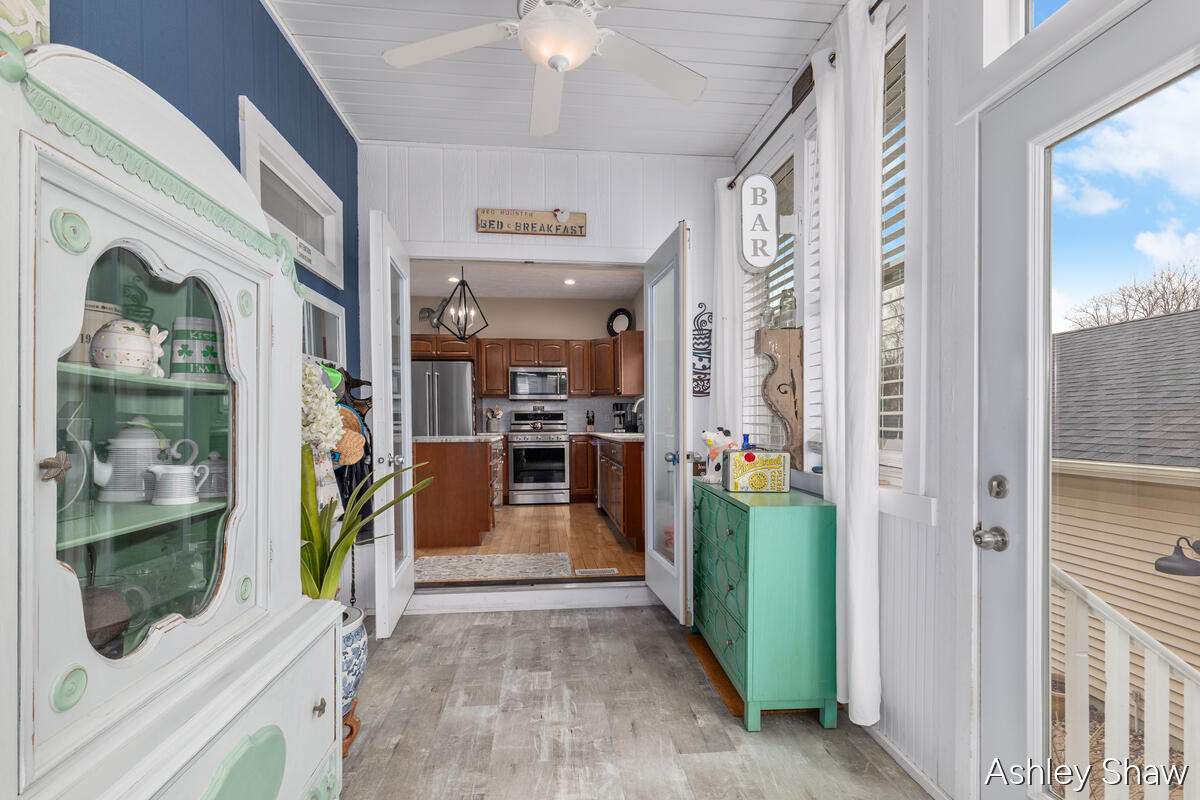 448 Summer Grv Drive