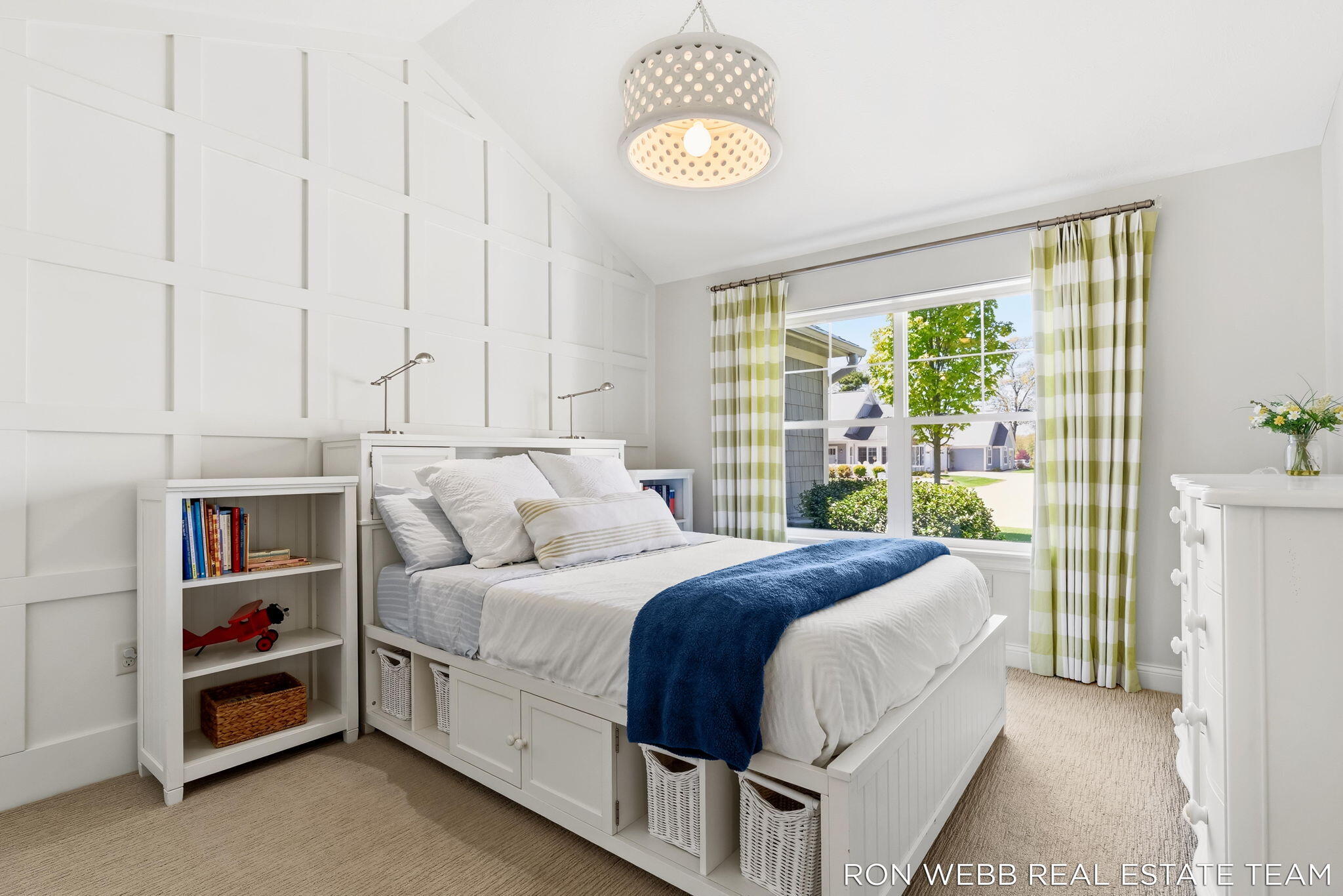 195 Janes View Drive